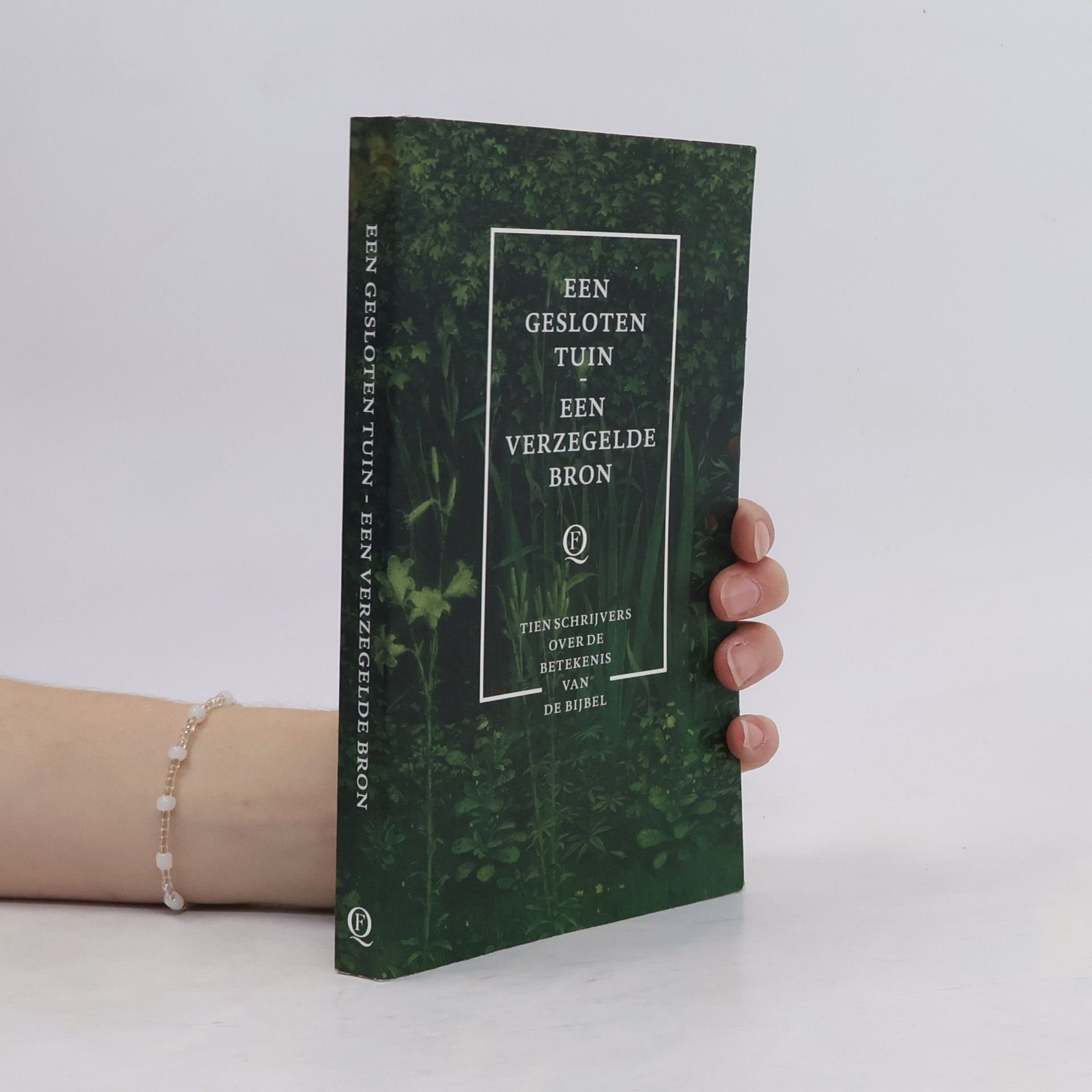 Kristien Hemmerechts Een gesloten tuin, een verzegelde bron