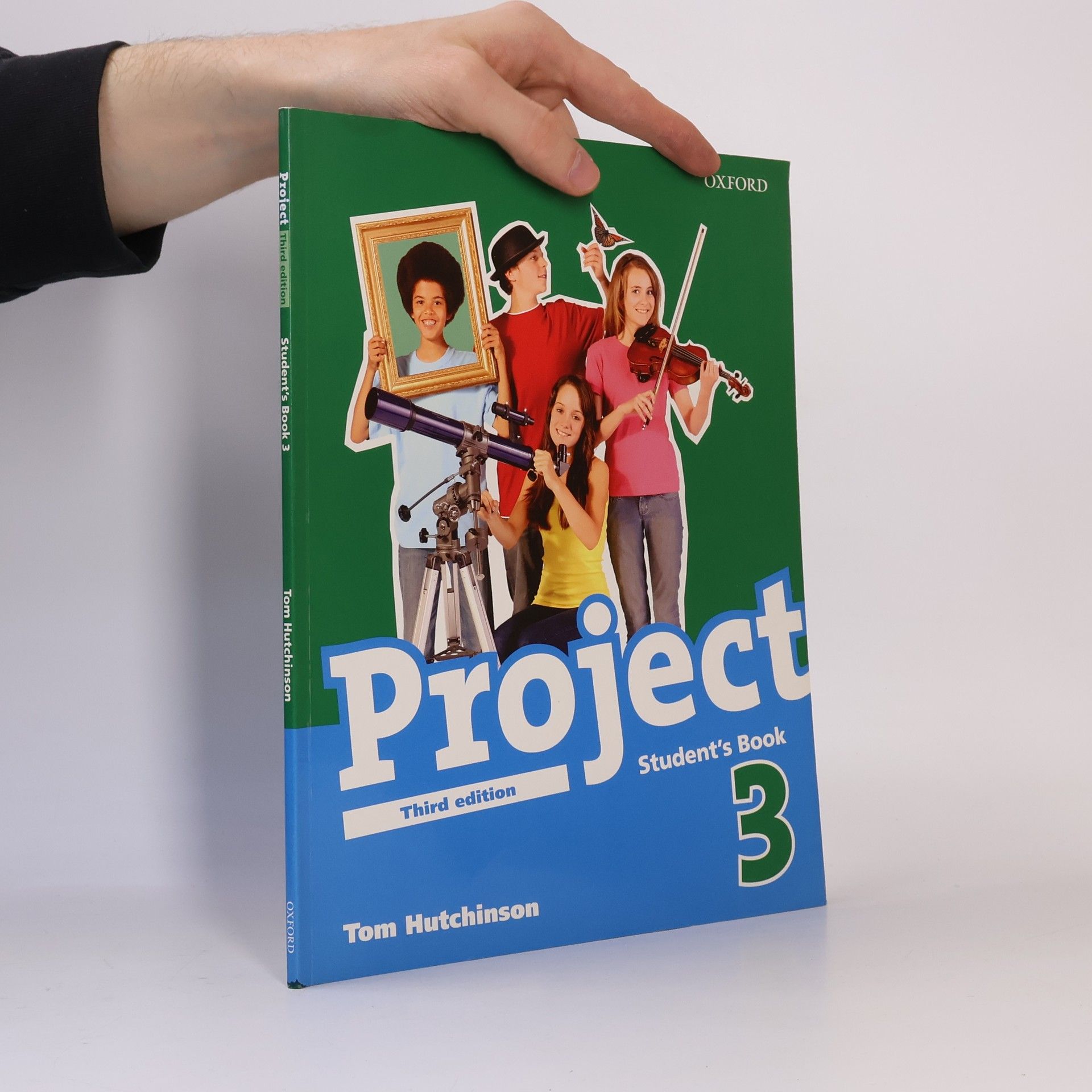 Tom Hutchinson Project Level 3: Student's Book