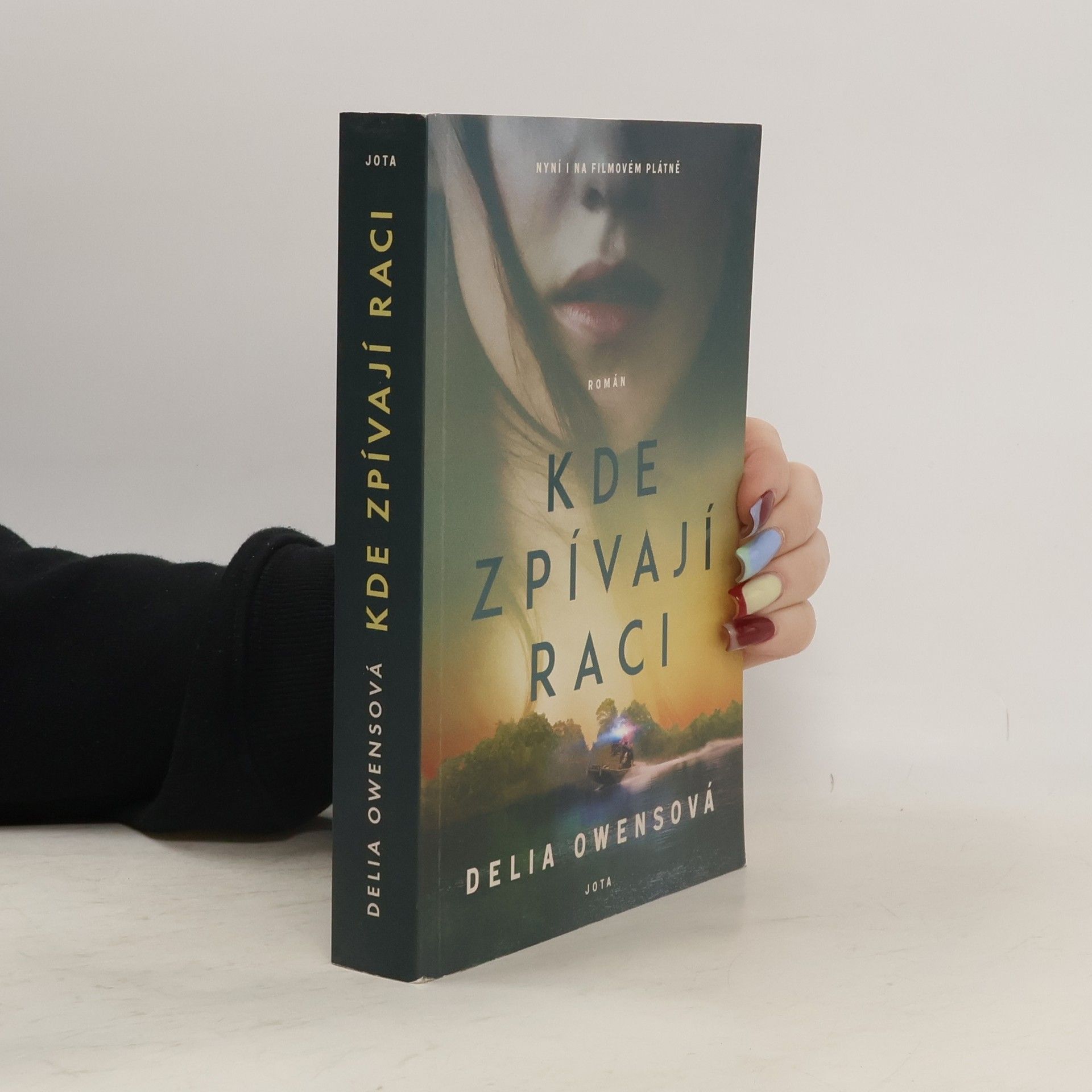 Delia Owens Kde zpívají raci