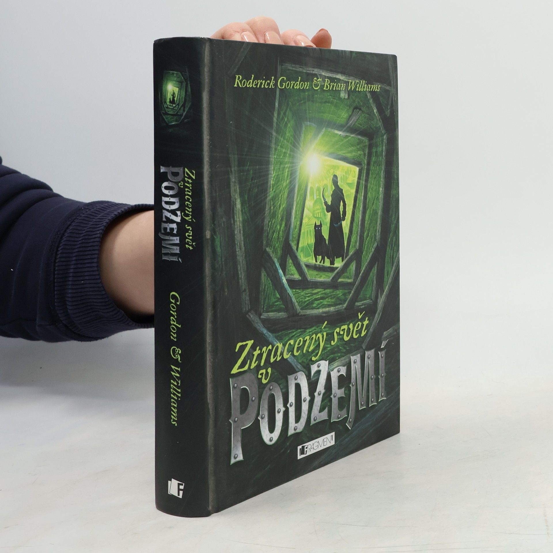 Roderick Gordon Ztracený svět v podzemí