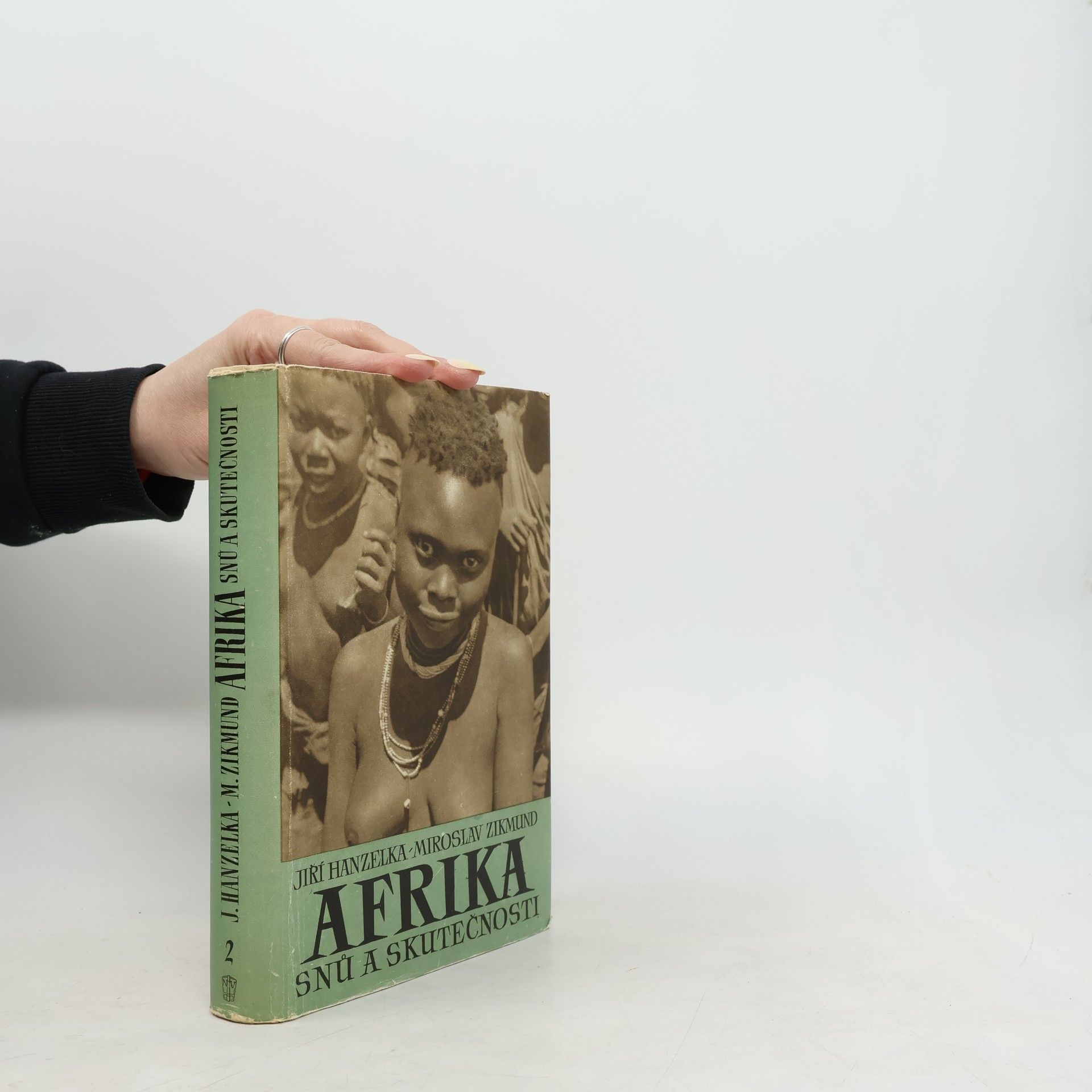 Jiří Hanzelka Afrika snů a skutečnosti II