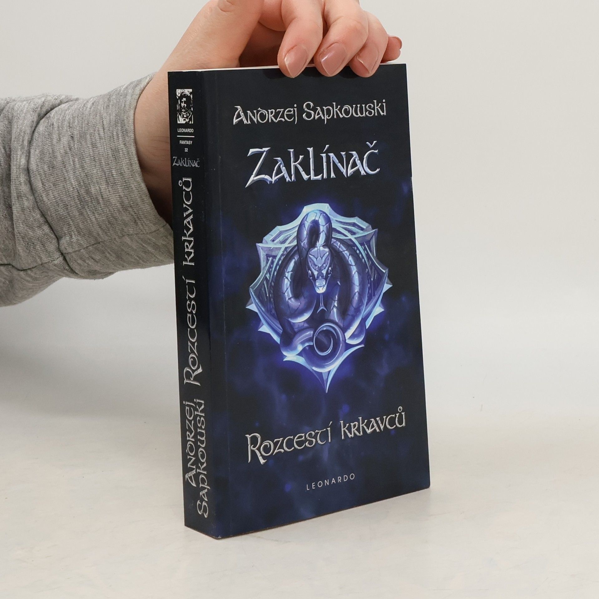 Andrzej Sapkowski Zaklínač IX. Rozcestí krkavců