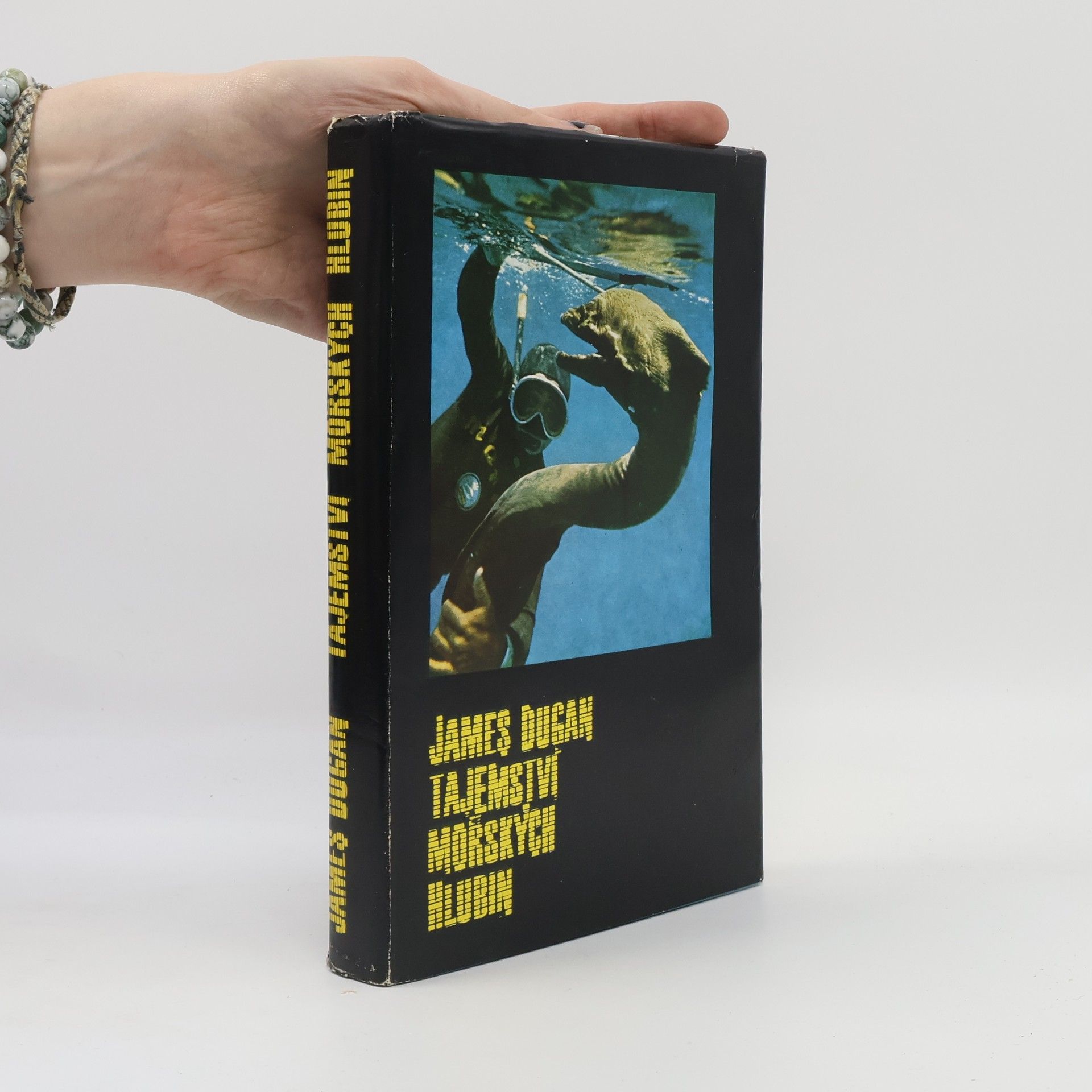 James Dugan Tajemství mořských hlubin