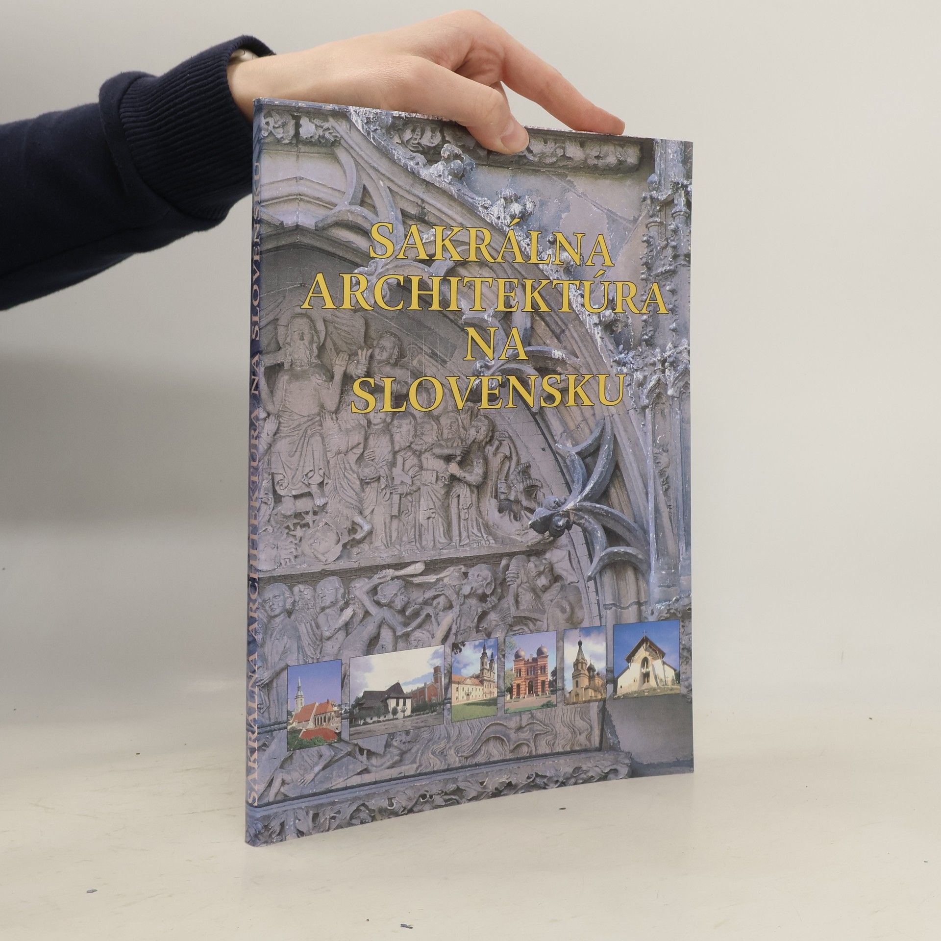 Elena Lukáčová Sakrálna architektúra na Slovensku