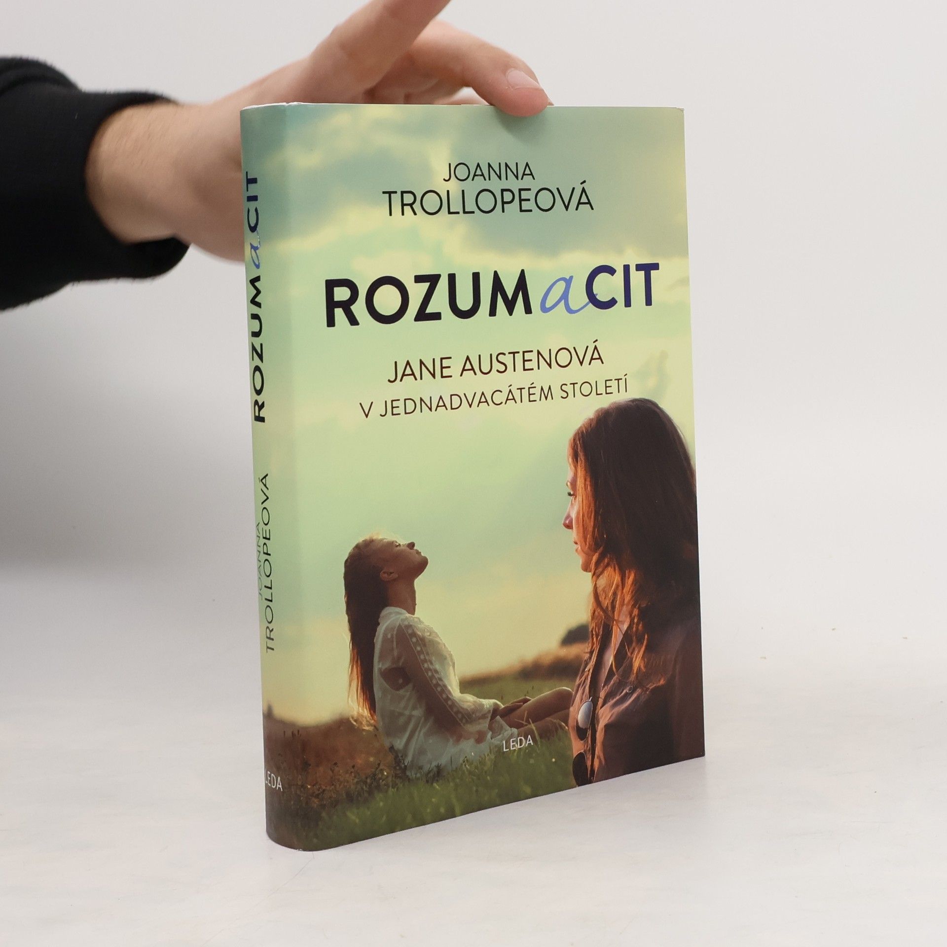 Joanna Trollope Rozum a cit. Jane Austenová v jednadvacátém století