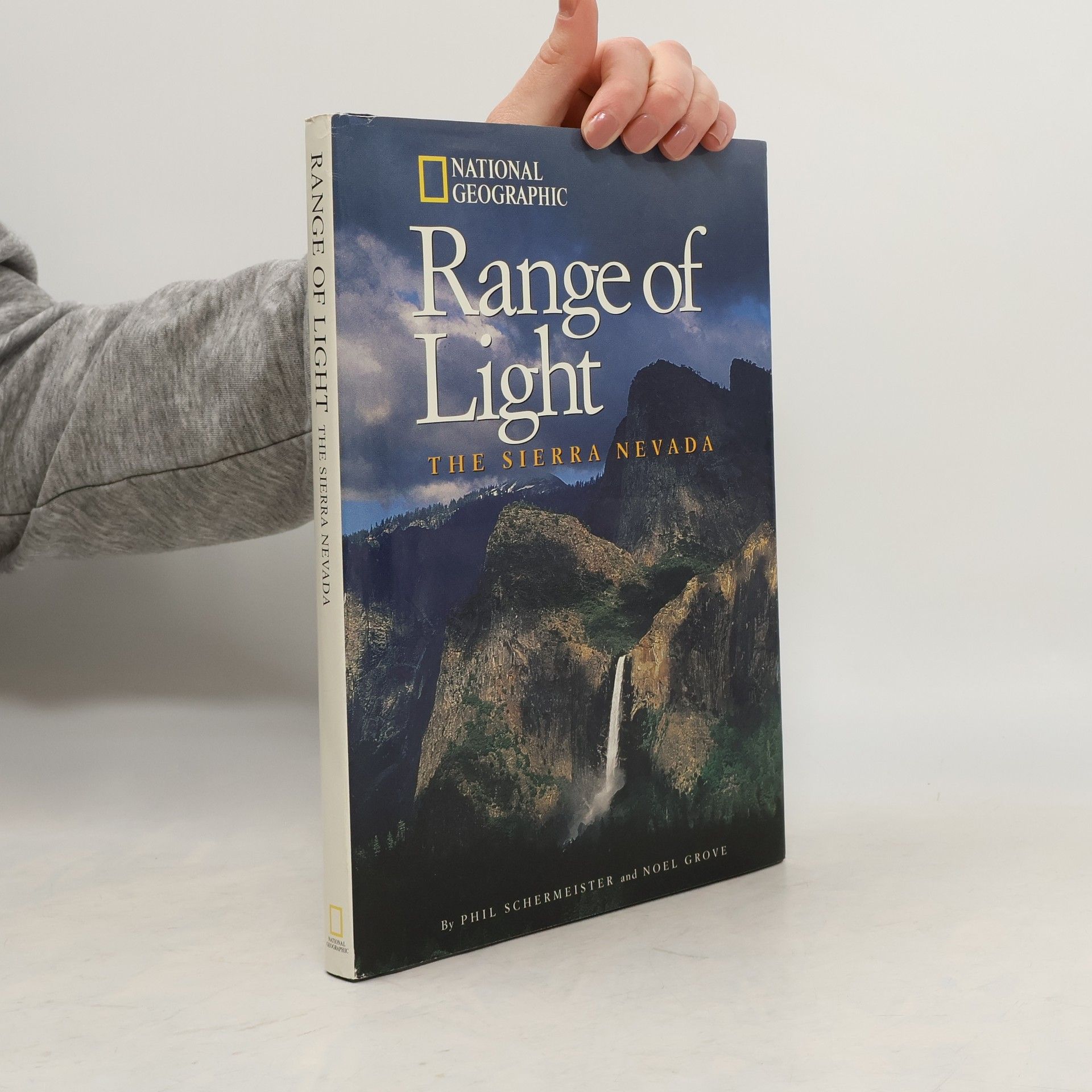 Noel GROVE Range of Light