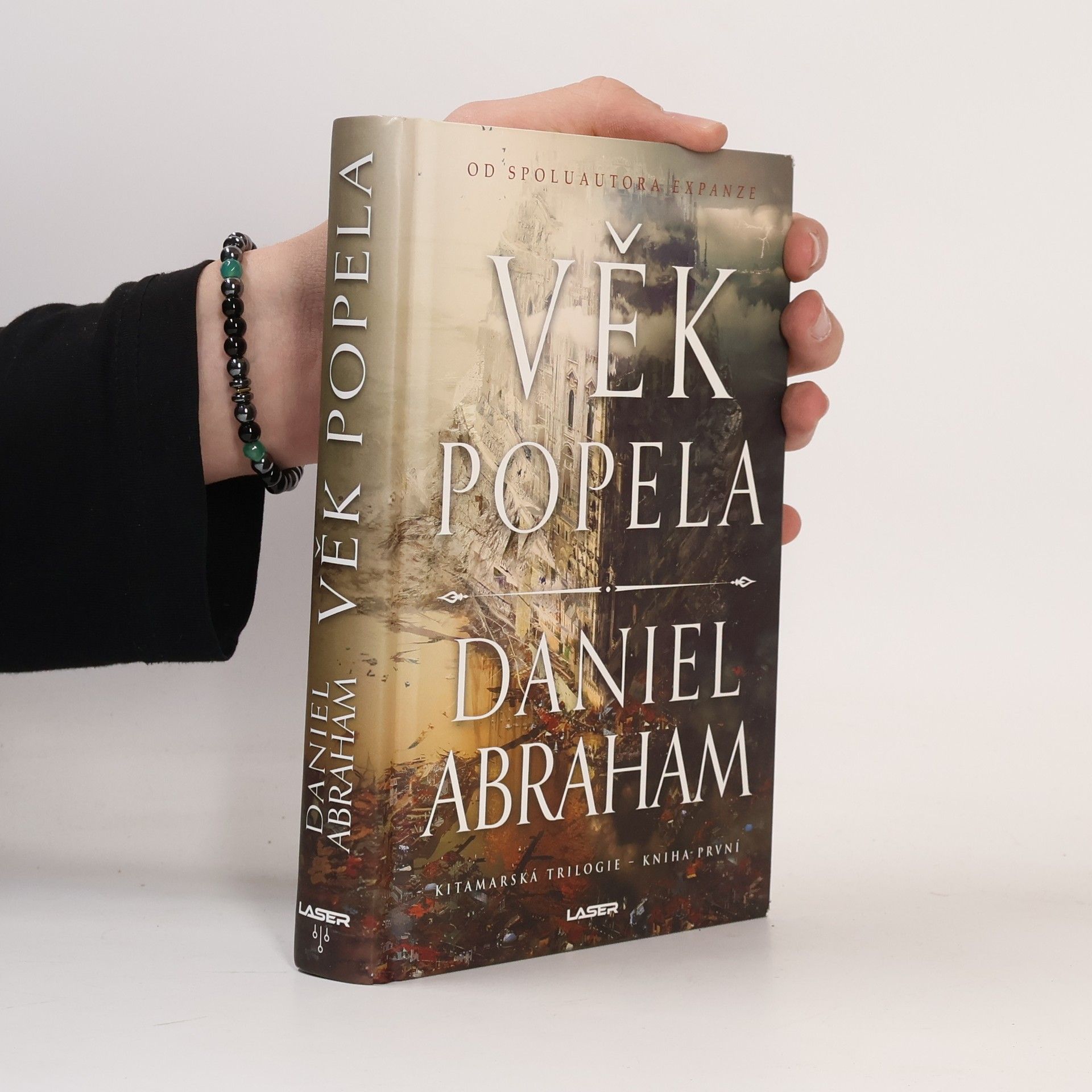 Daniel Abraham Kitamarské trilogie 1. Věk popela