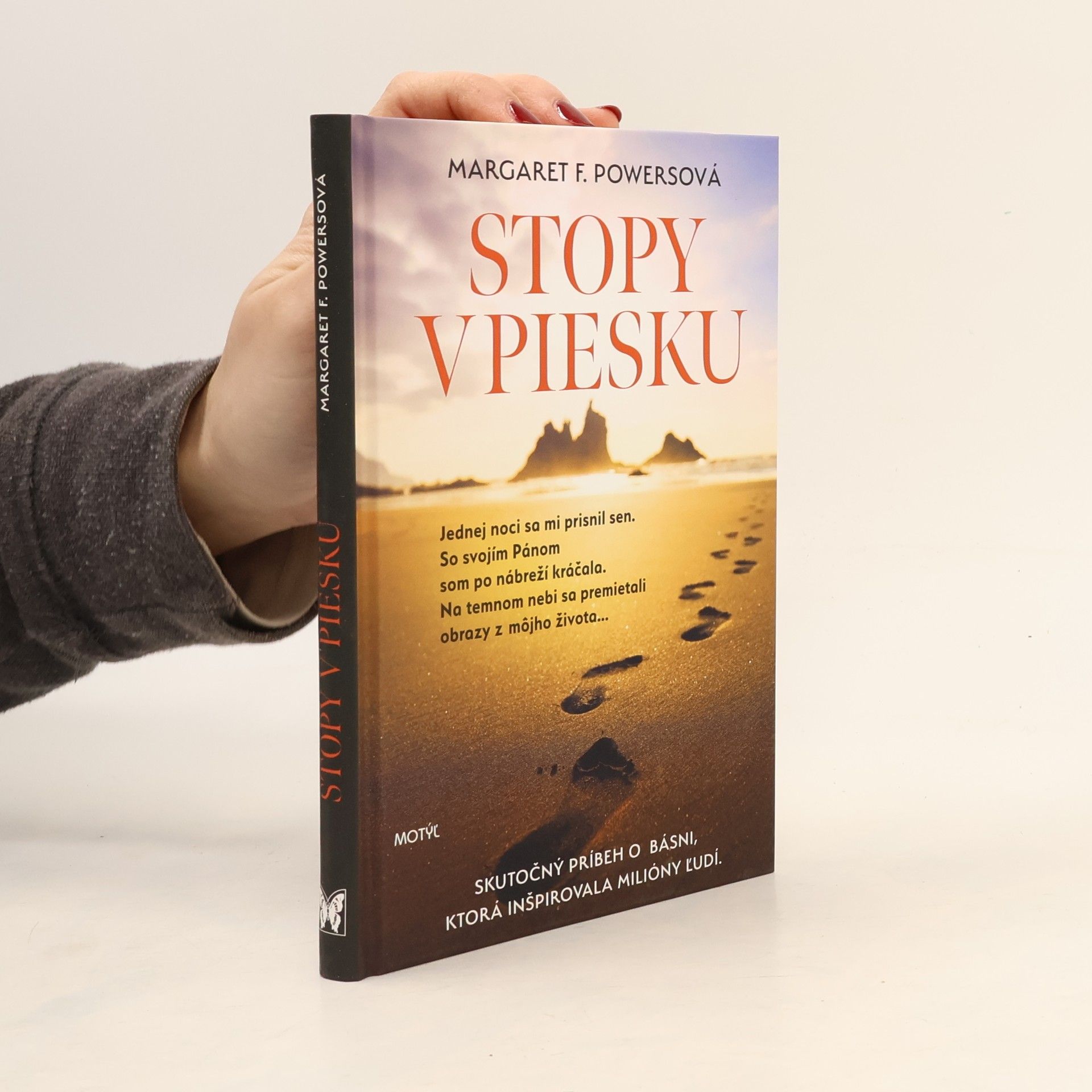 Stopy v piesku