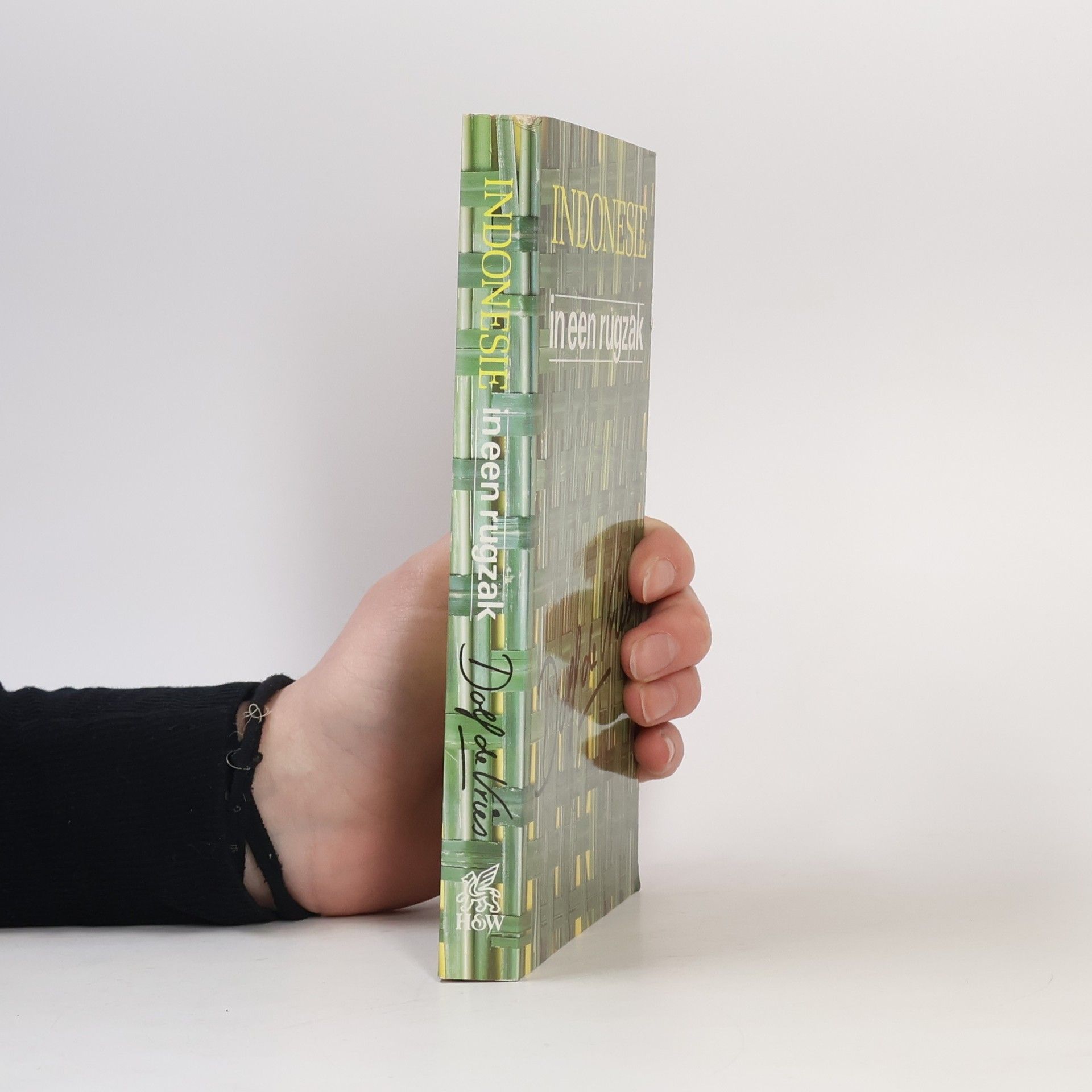 Dolf De Vries Indonesie in een rugzak