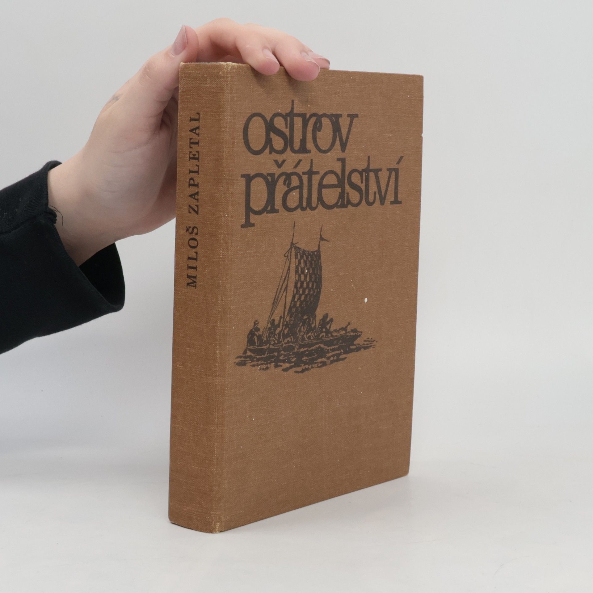 Miloš Zapletal Ostrov přátelství