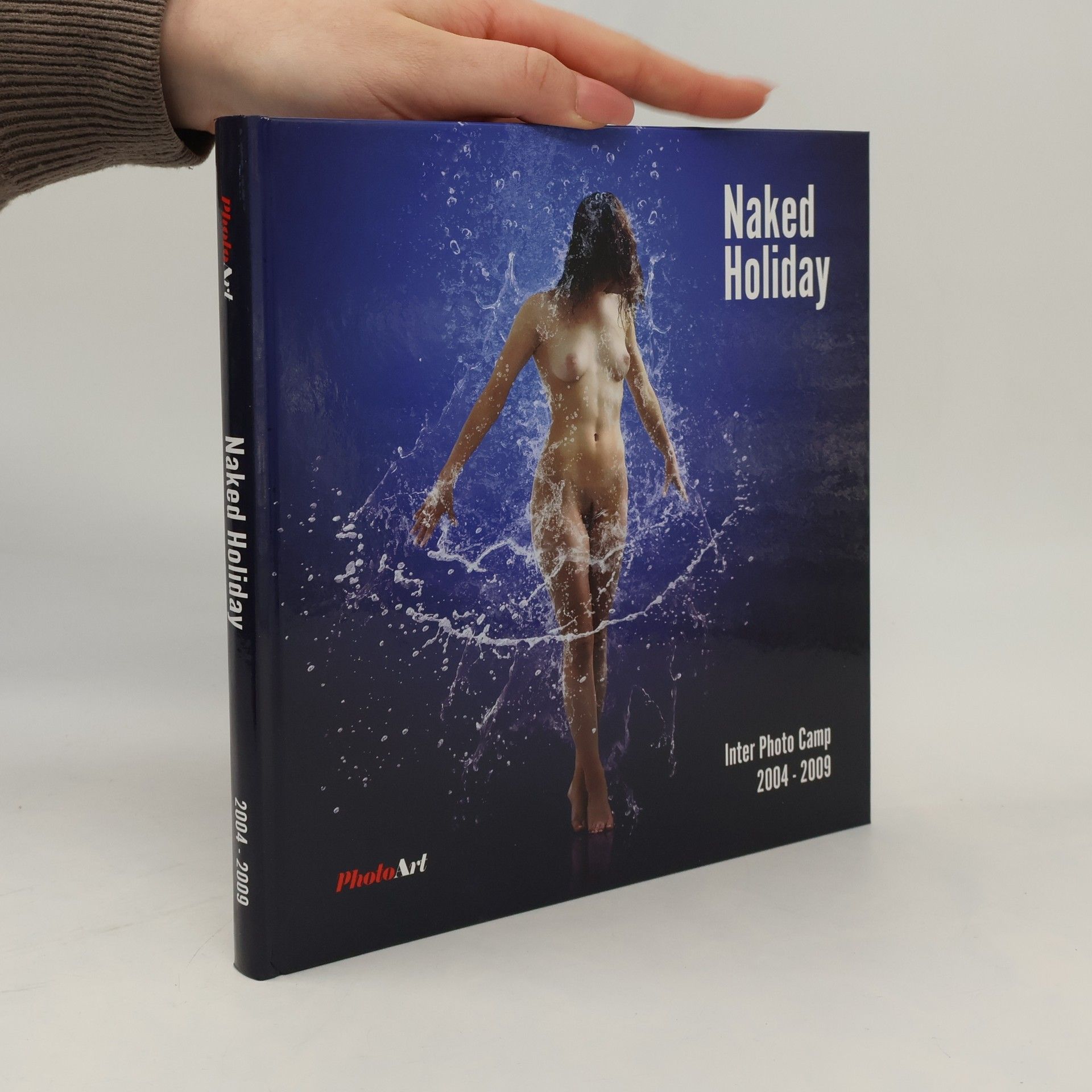 Kristina Stejskalová Naked Holiday