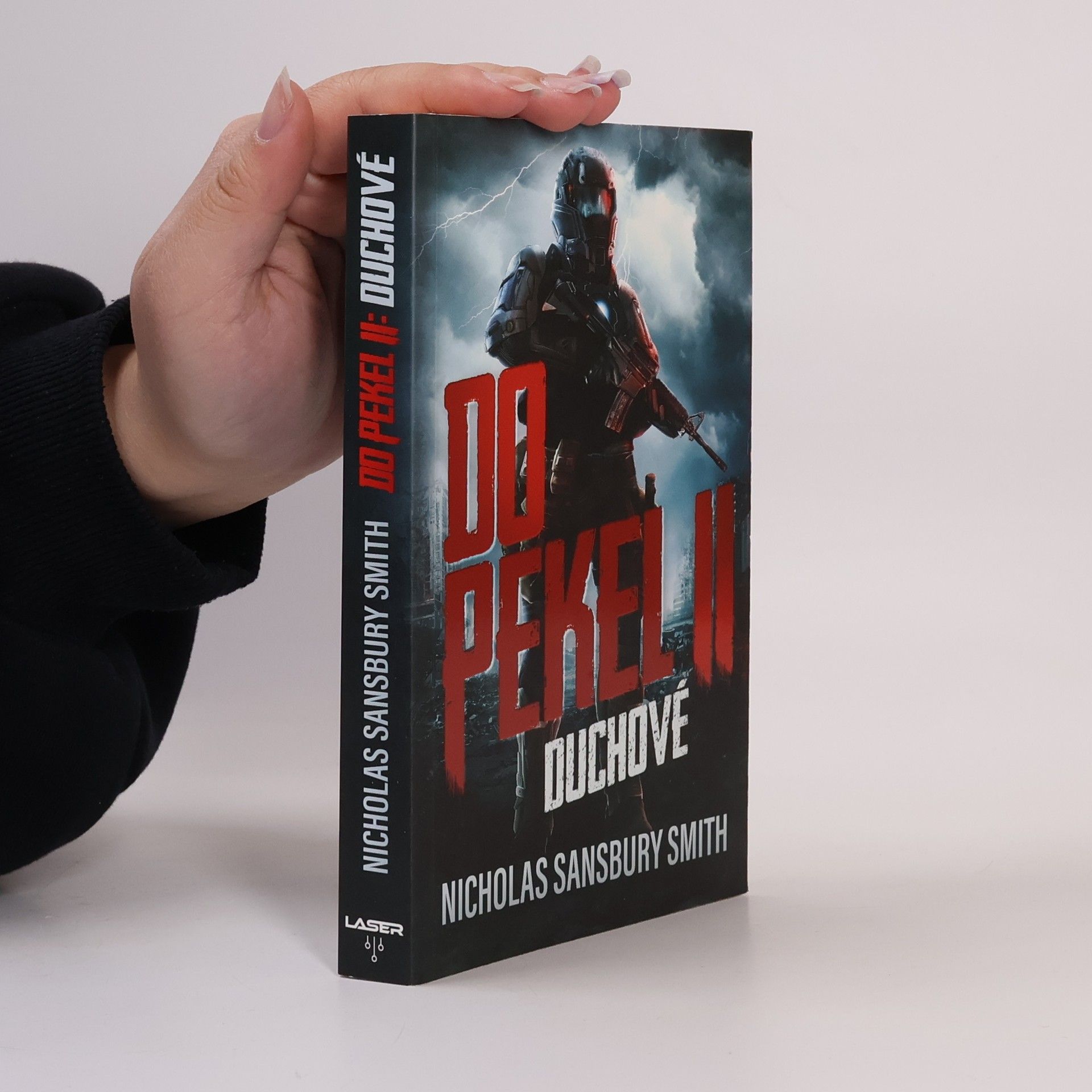 Nicholas Sansbury Smith Do pekel. II., Duchové