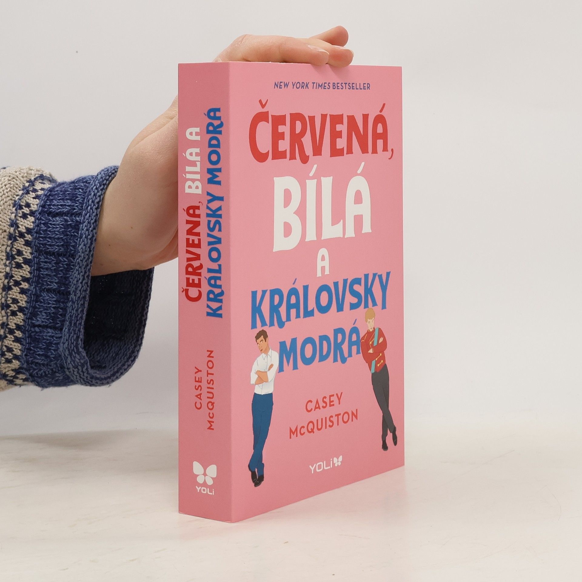 Casey McQuiston Červená, bílá a královsky modrá