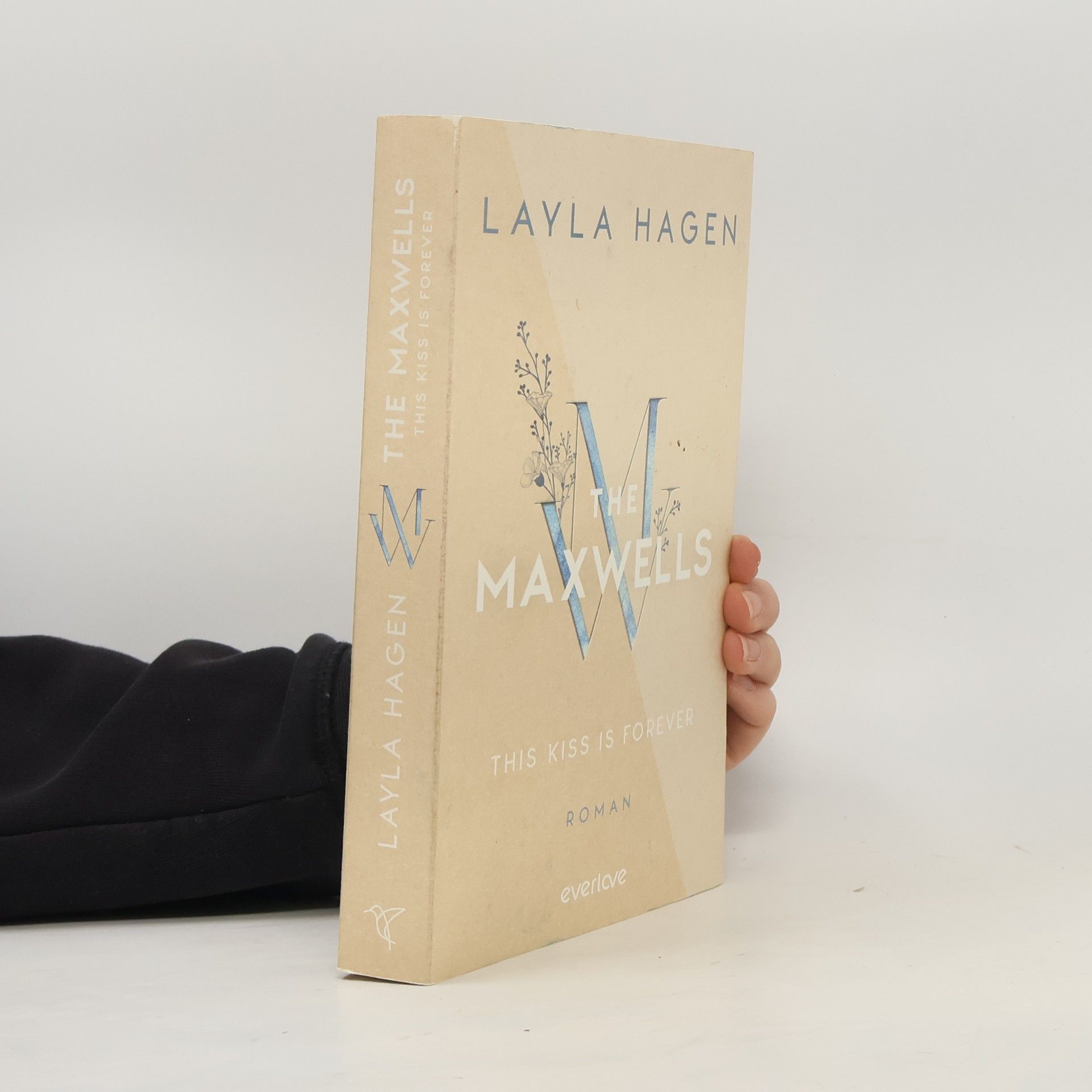 Layla Hagen This Kiss is Forever
