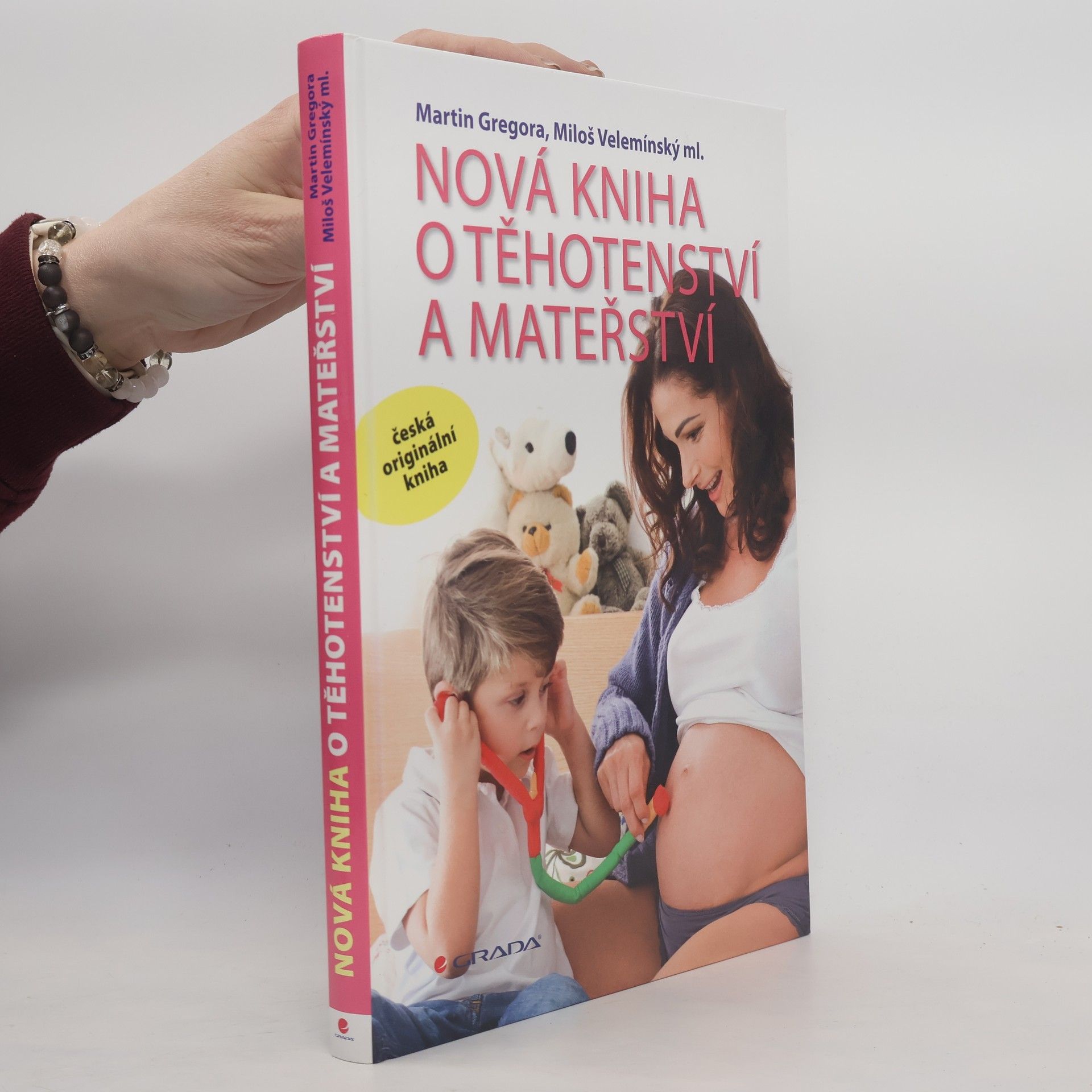 Miloš Velemínský Nová kniha o těhotenství a mateřství