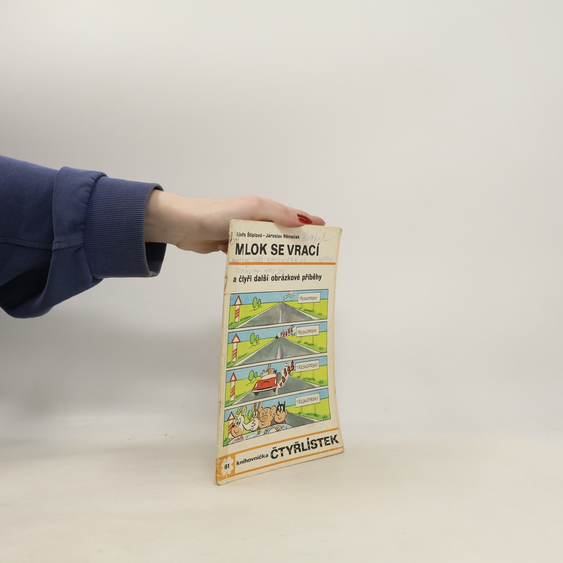 Autorenkollektiv Čtyřlístek 61. Mlok se vrací a čtyři další obrázkové příběhy