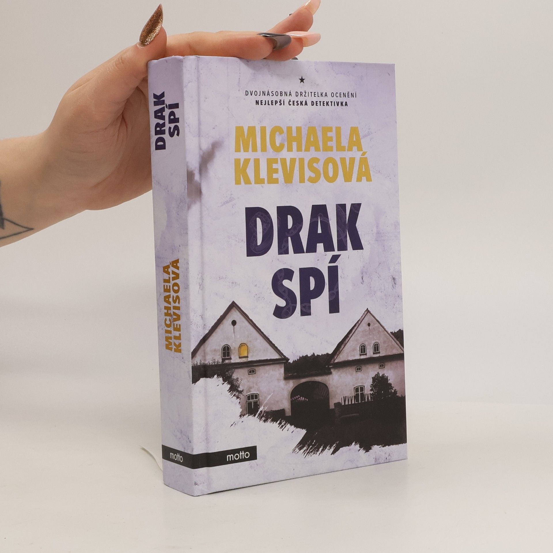 Michaela Klevisová Drak spí