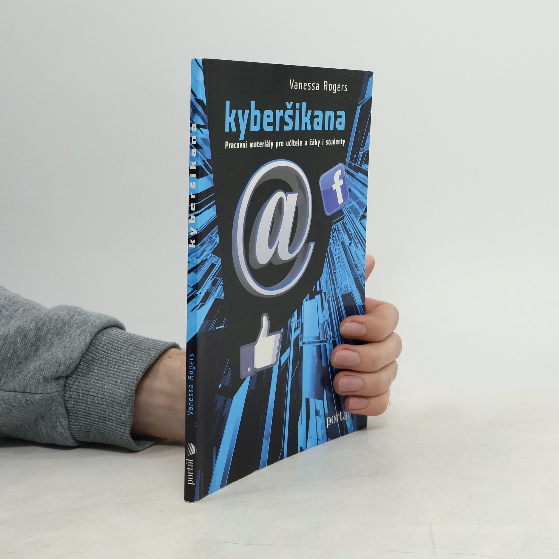 Vanessa Rogers Kyberšikana