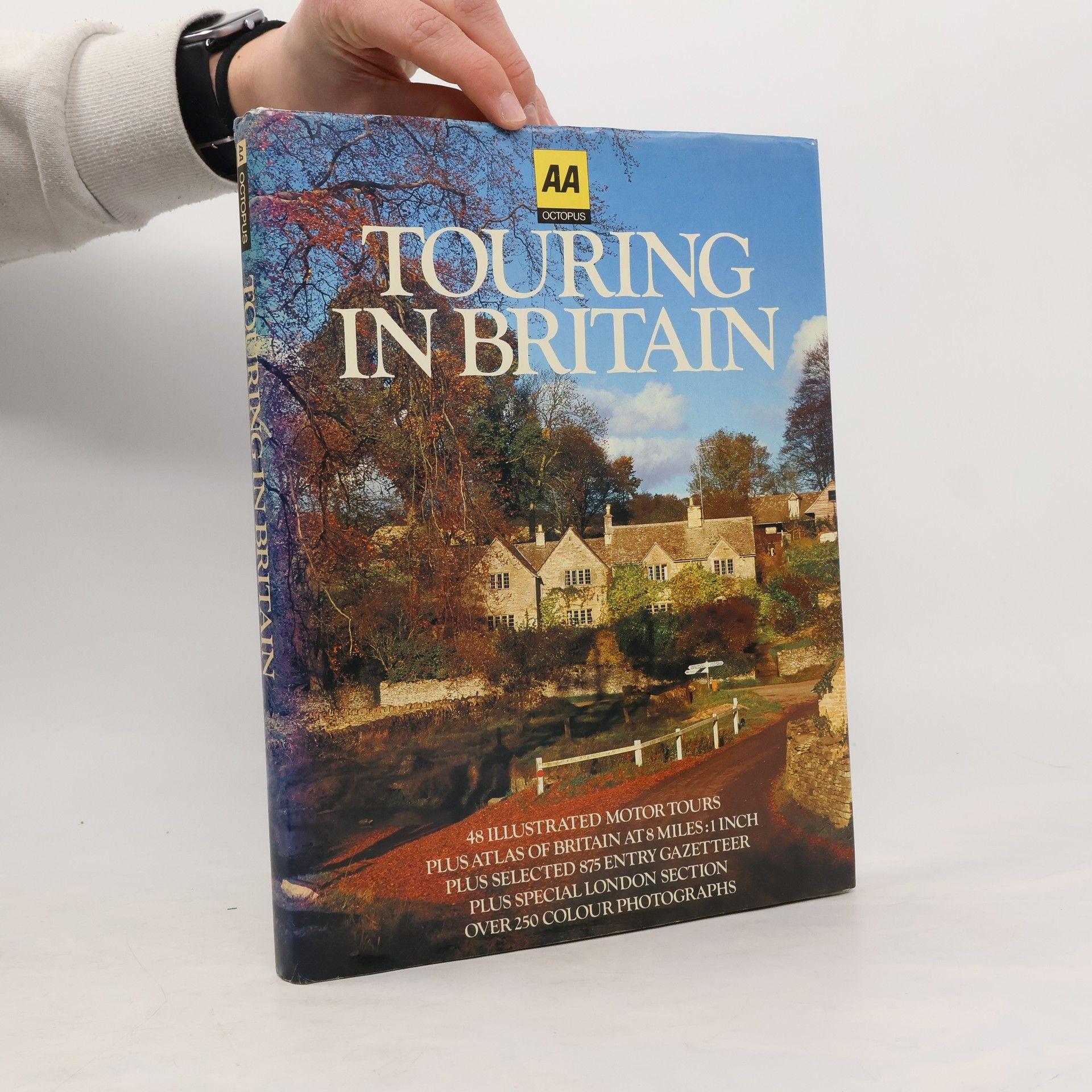 Various authors Touring in Britain
