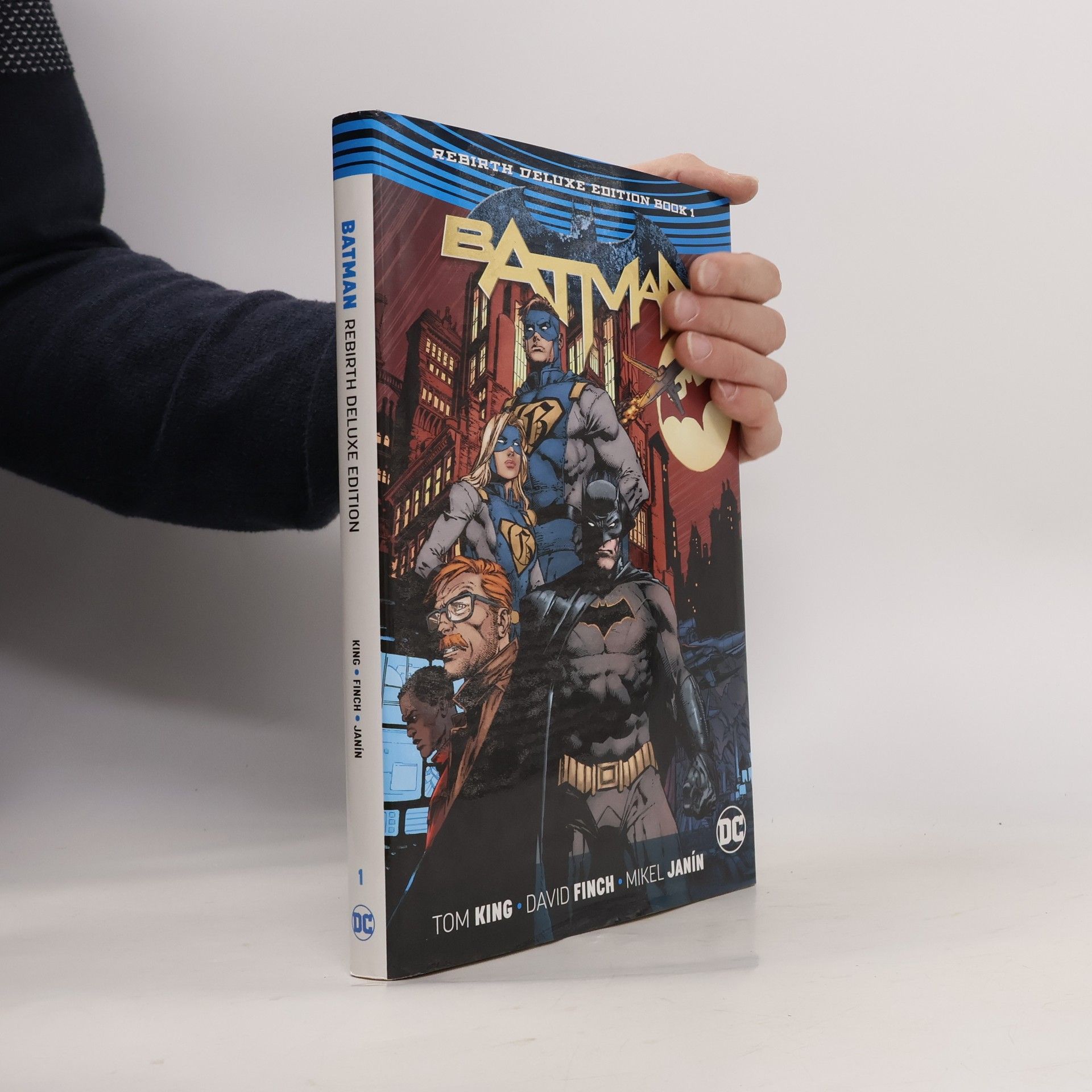 Tom King Batman: The Rebirth Deluxe Edition Book 1