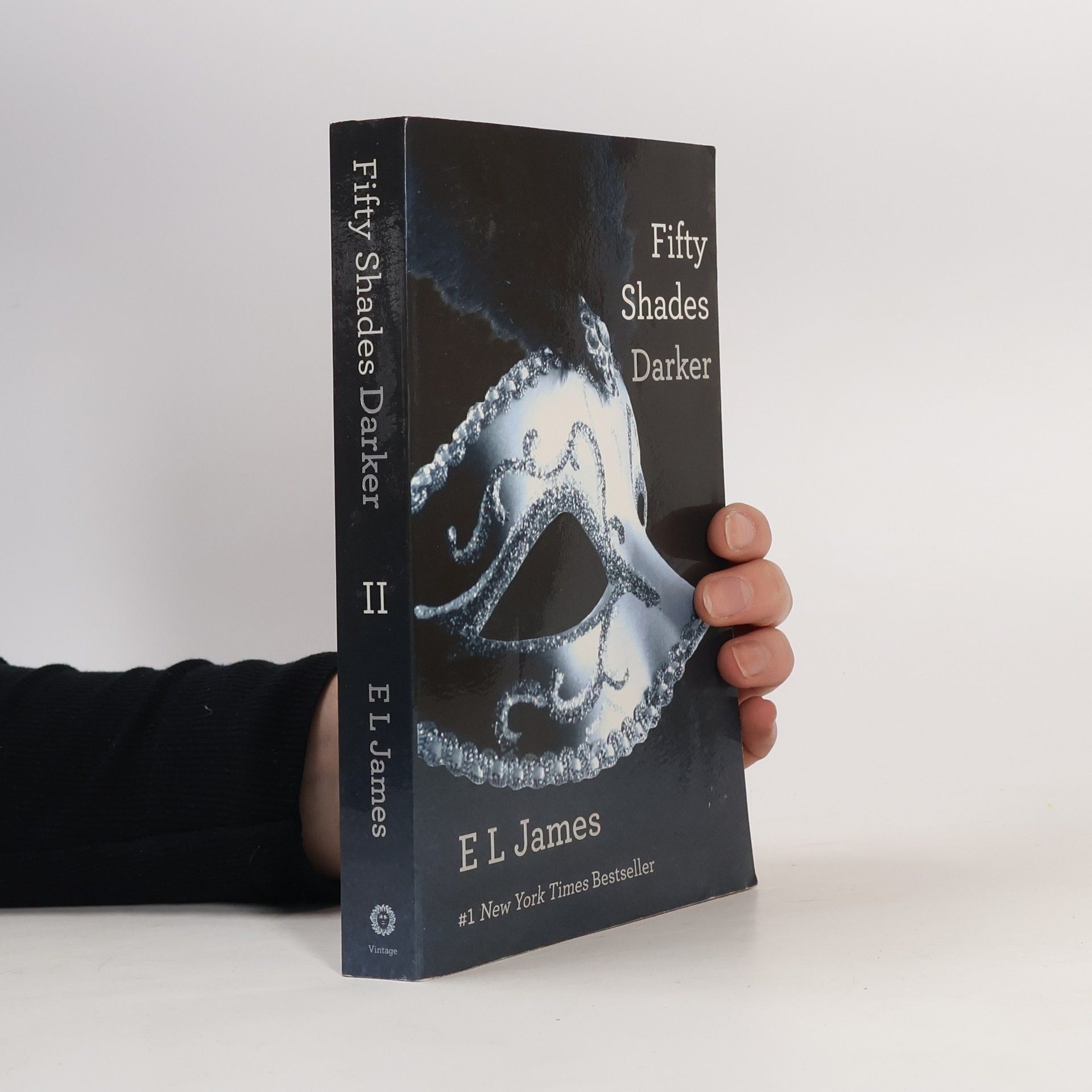 E L James Fifty Shades Darker