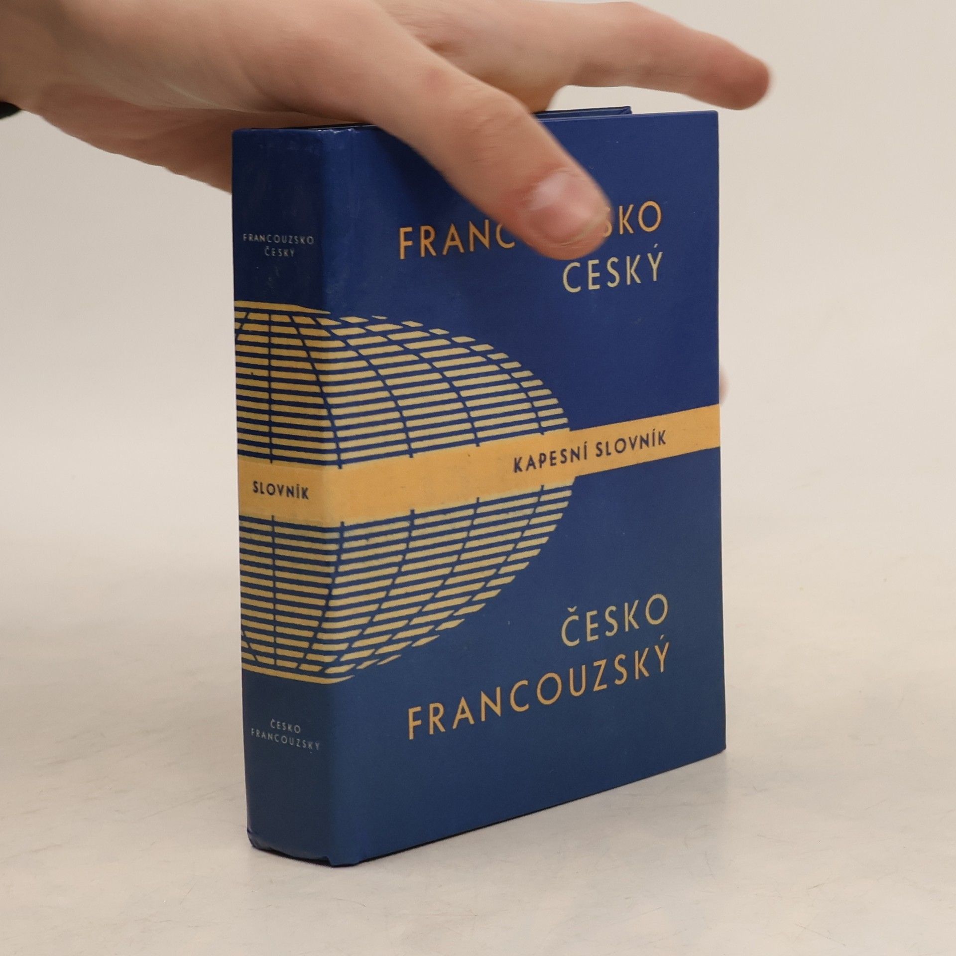 Francouzsko-český a česko-francouzský kapesní slovník