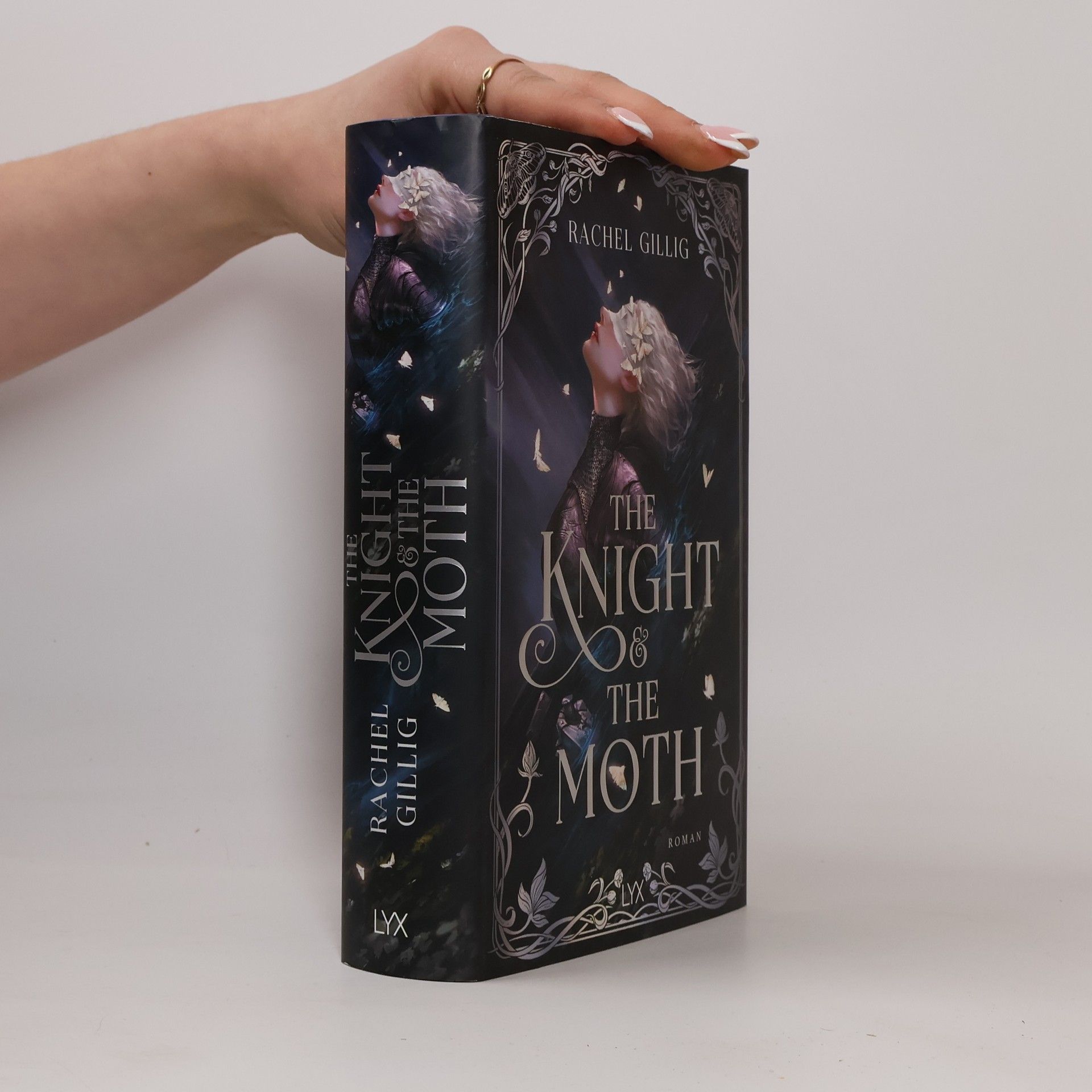 Rachel Gillig The Knight and the Moth