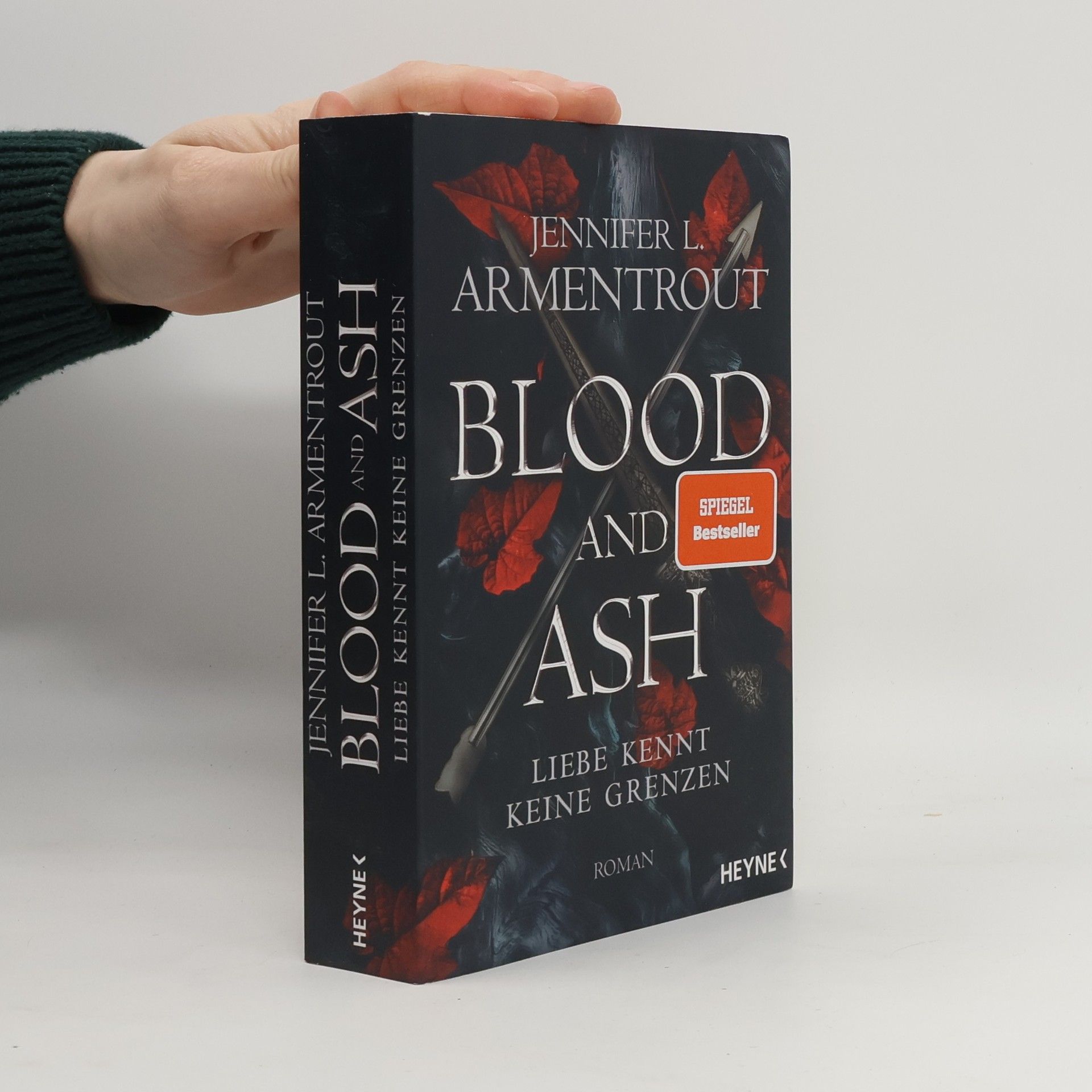 Jennifer Armentrout Blood and Ash