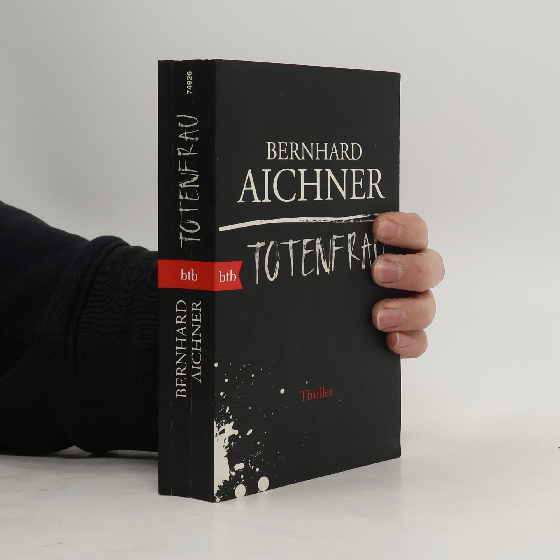 Bernhard Aichner Totenfrau