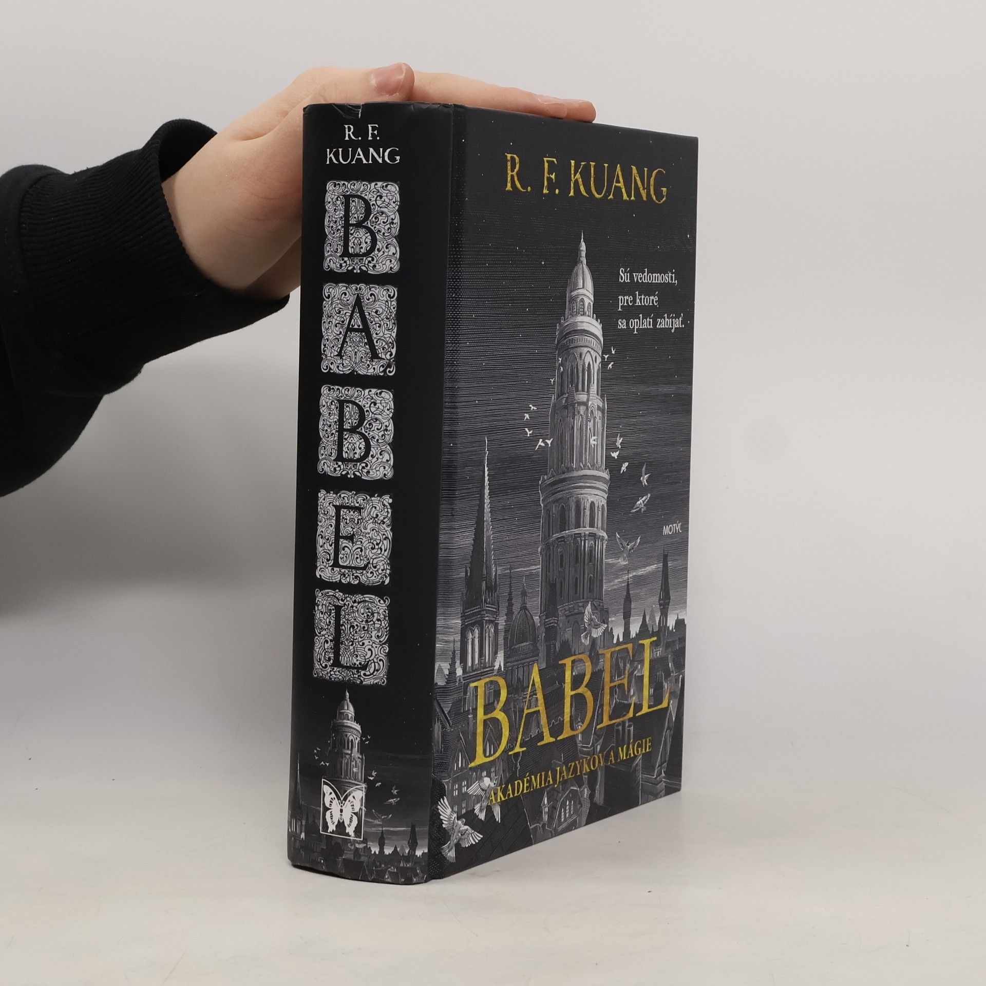 Rebecca Kuang Babel. Akadémia jazykov a mágie