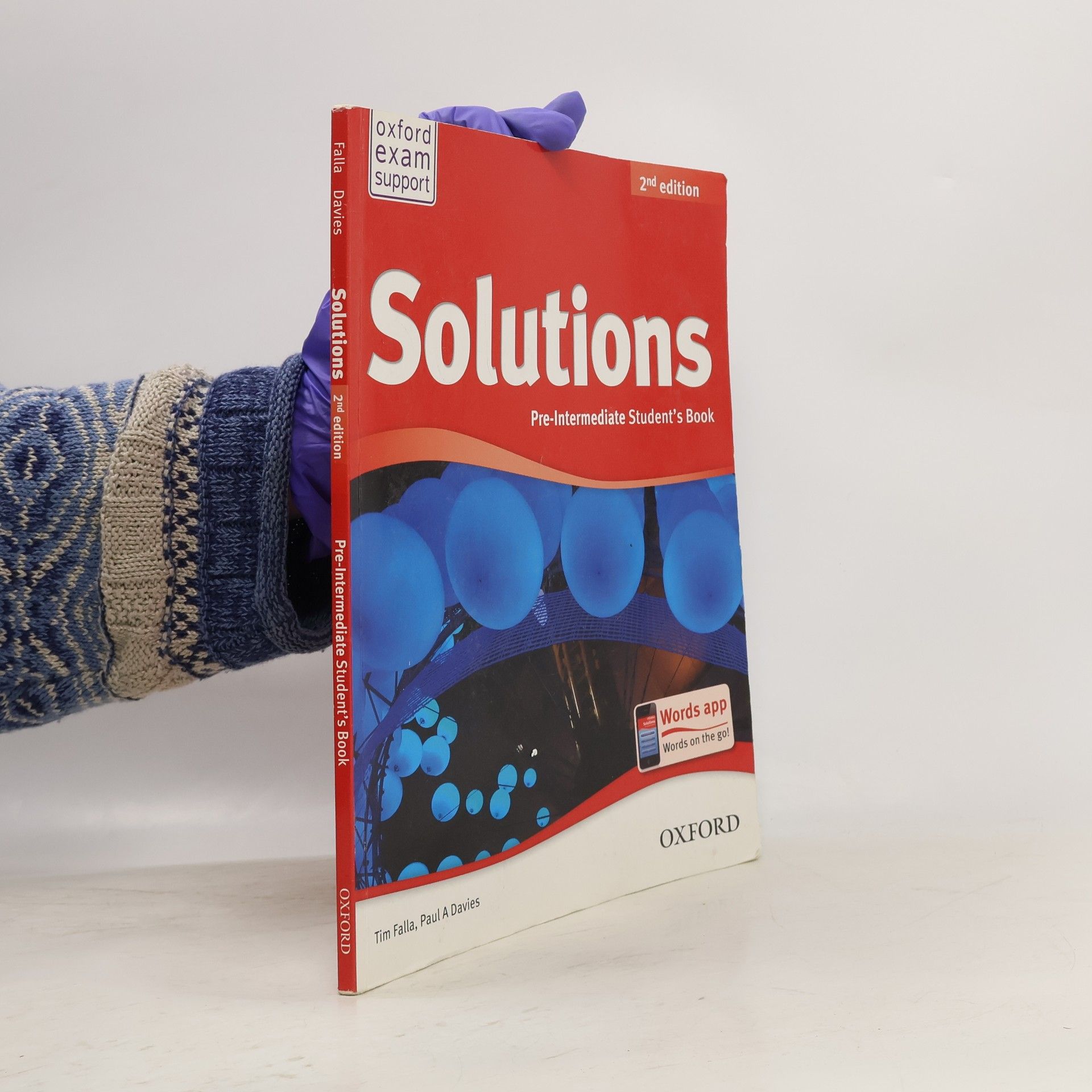 Paul A. Davies Solutions: Pre-Intermediate Student's Book