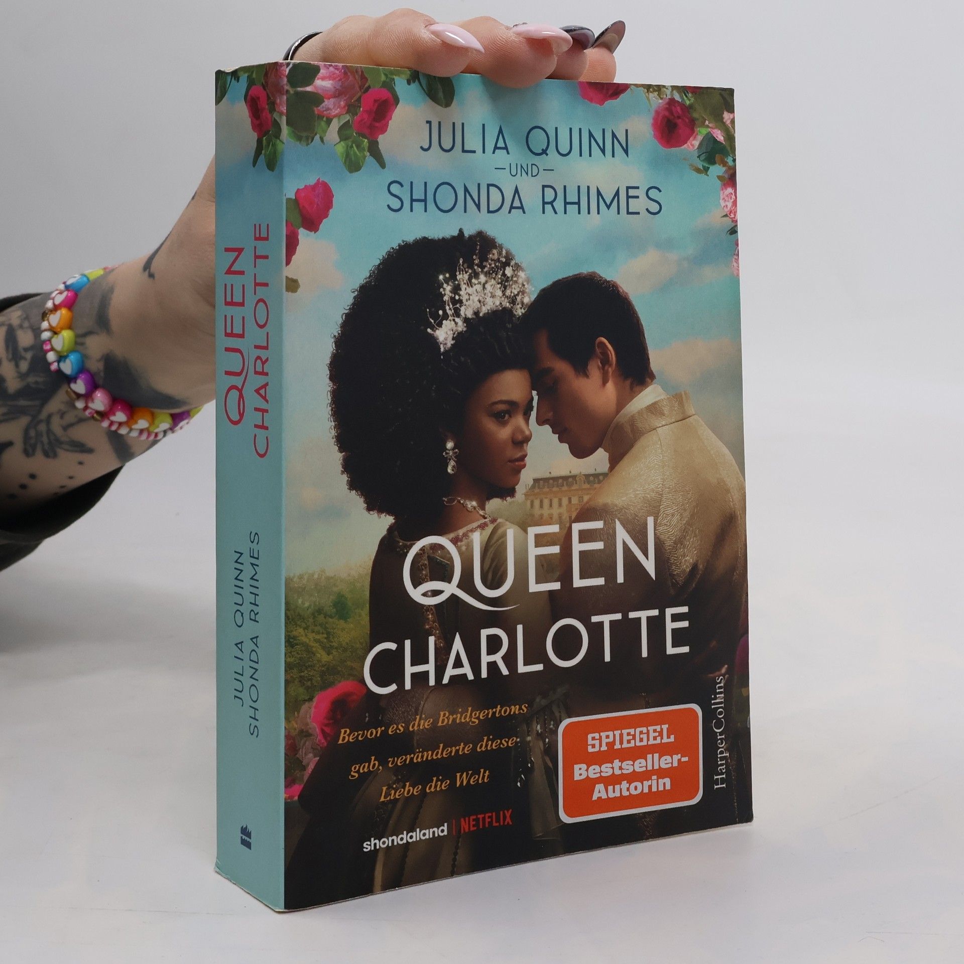 Julie Quinnová Queen Charlotte – Bevor es die Bridgertons gab, veränderte diese Liebe die Welt