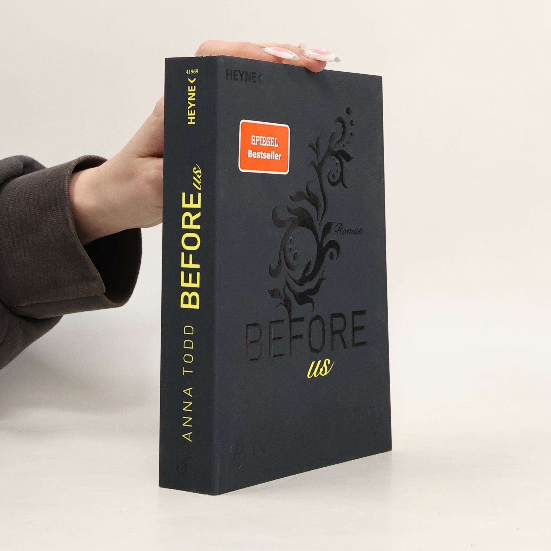 Anna Todd After 5. Before Us