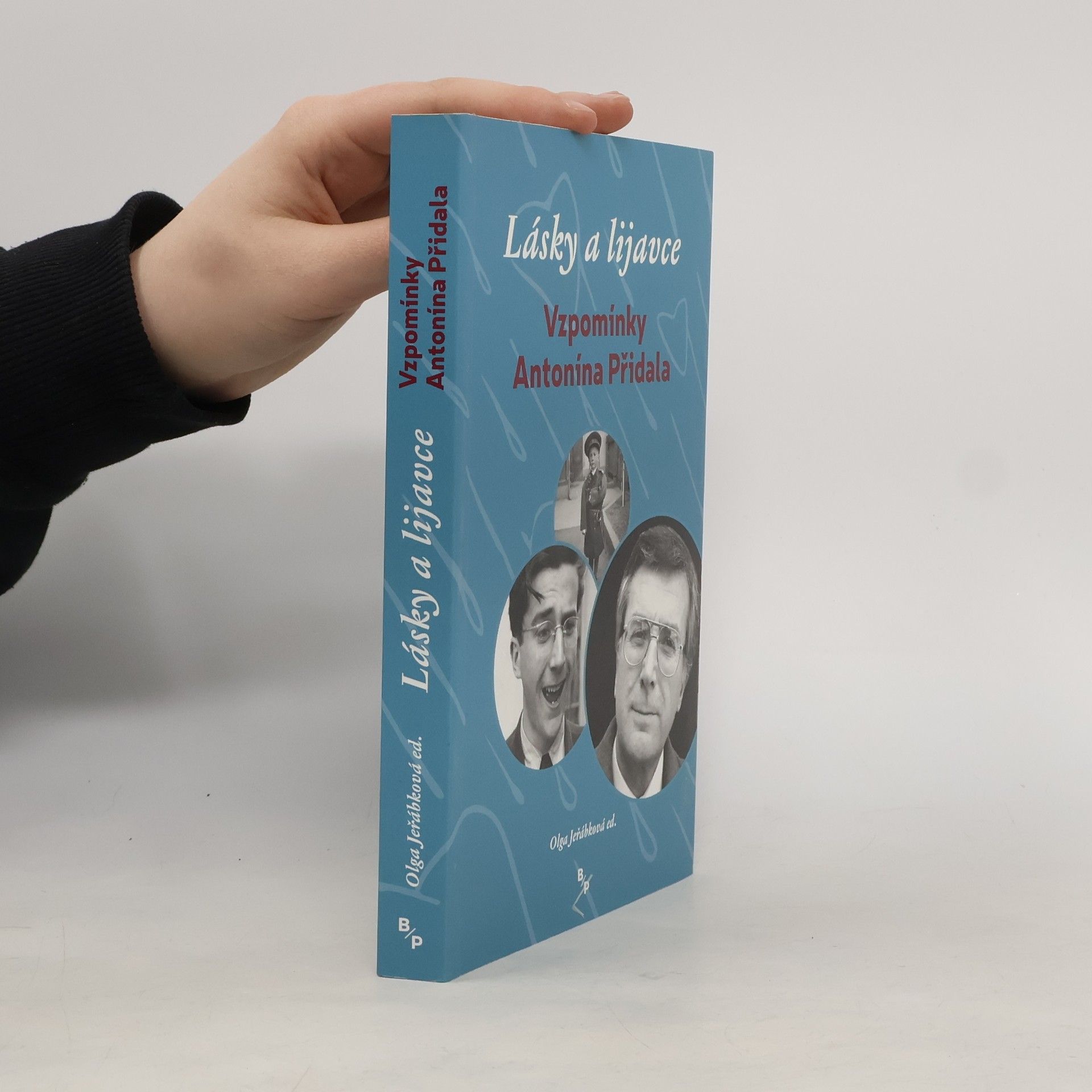 Olga Jeřábková Lásky a lijavce