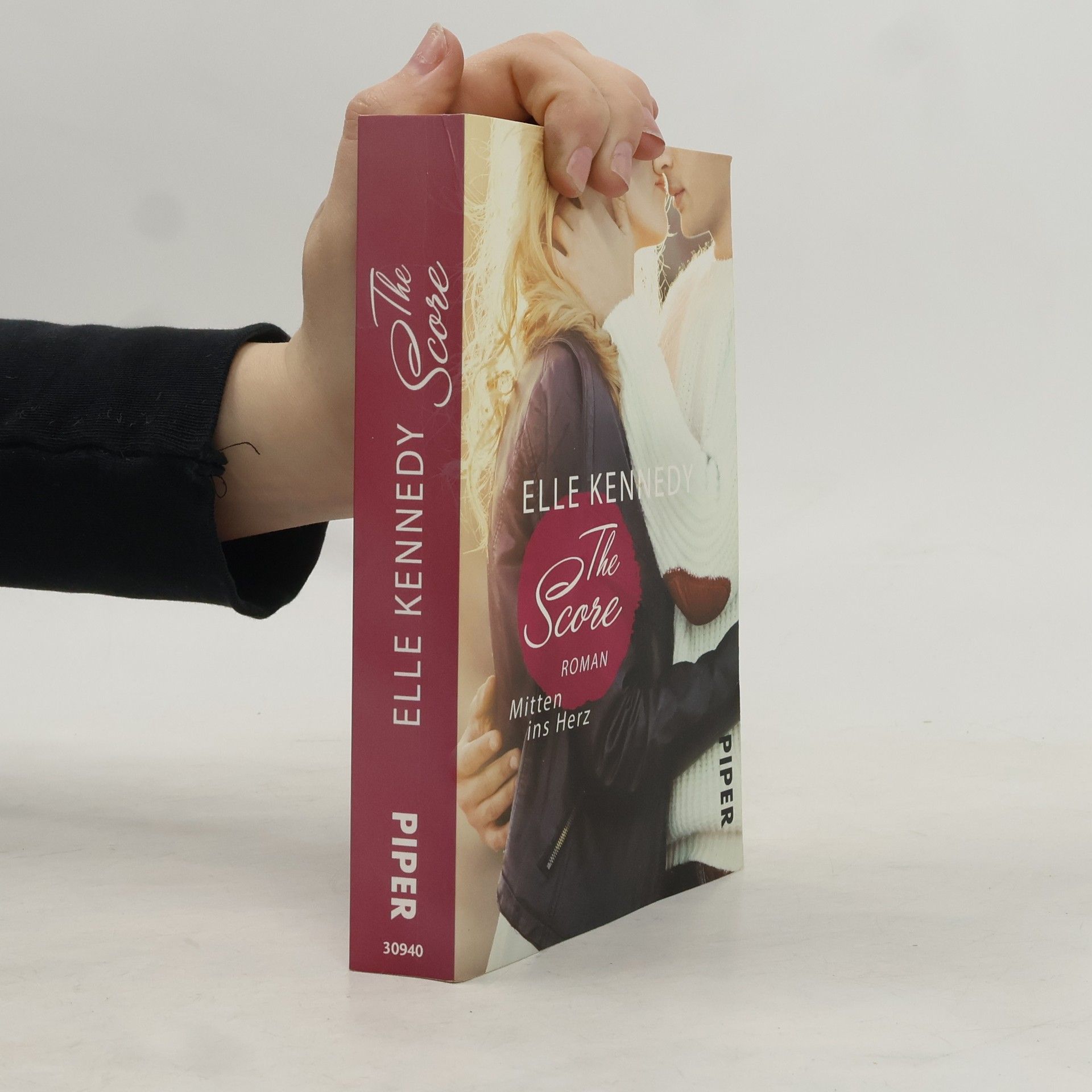 Elle Kennedy The Score