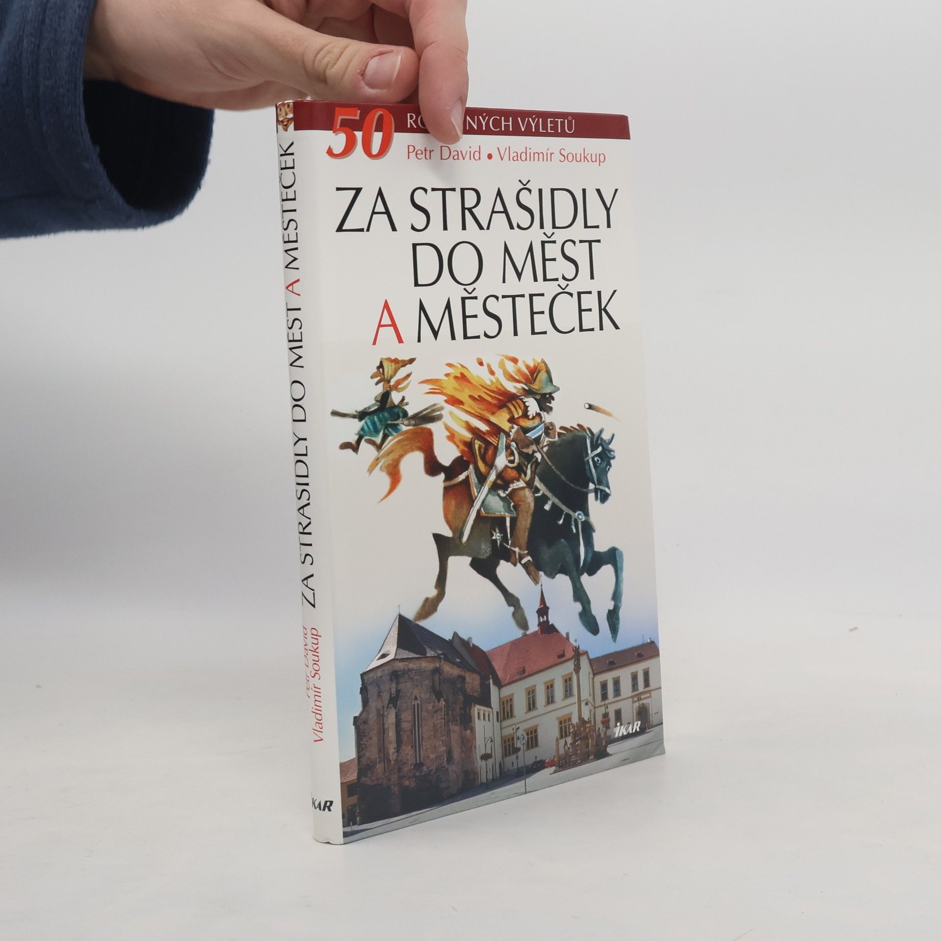 P. David Za strašidly do měst a městeček