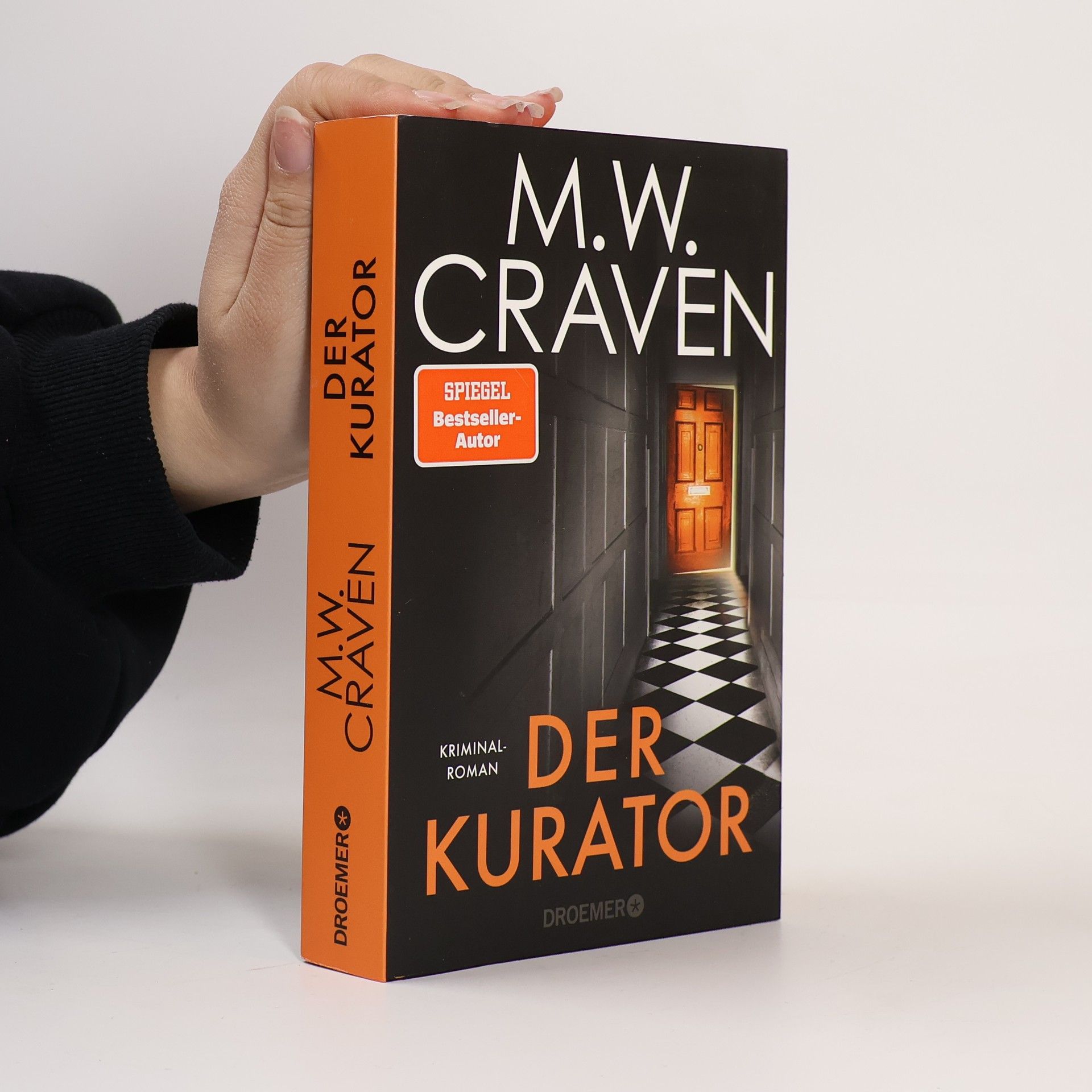 M.W. Craven Der Kurator