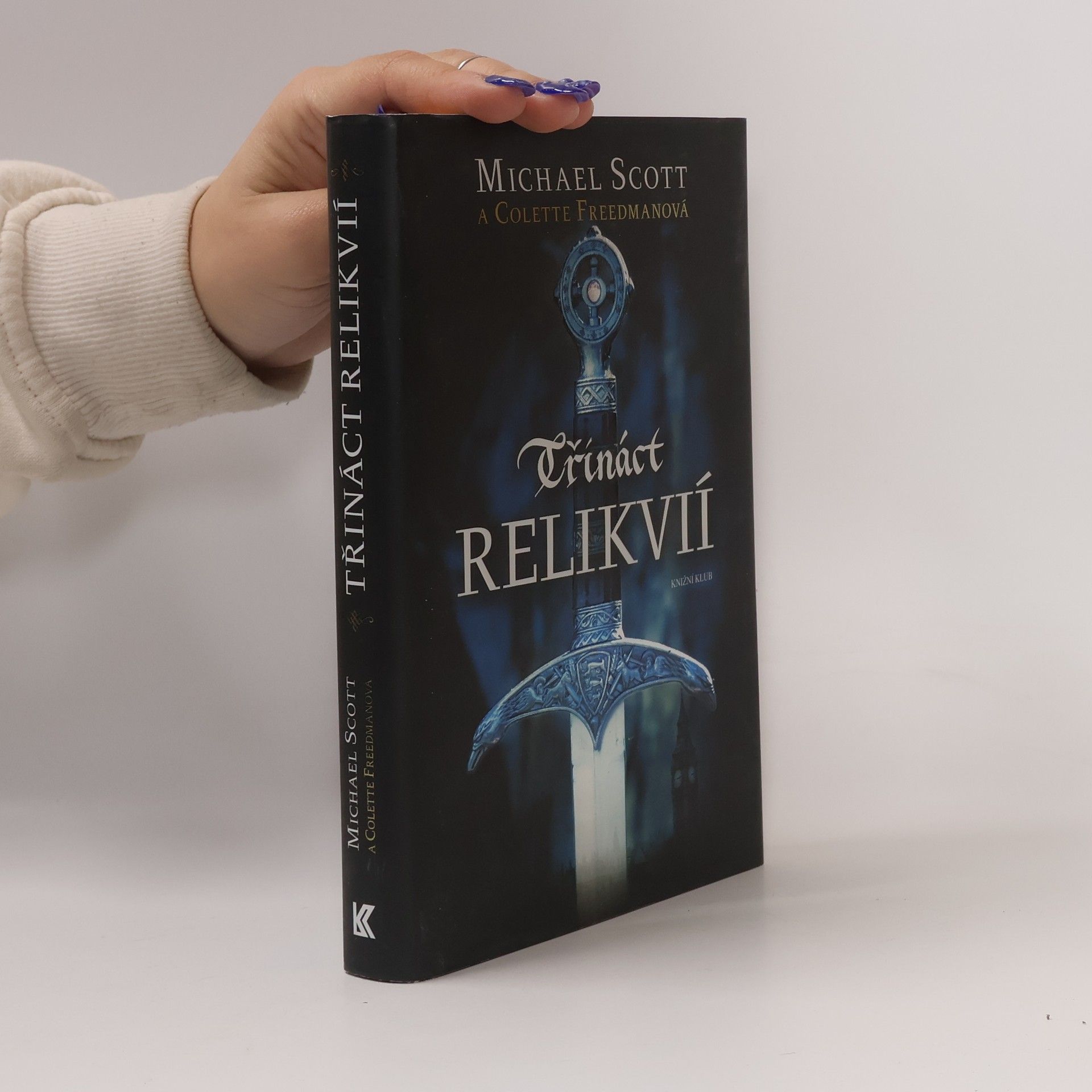 Michael Scott Třináct relikvií