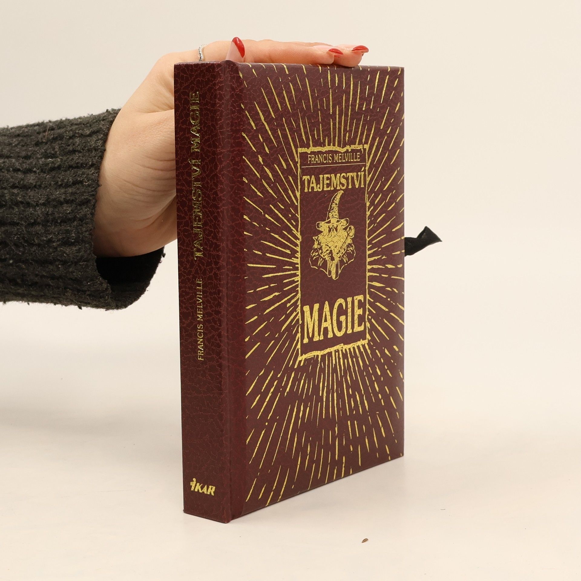 Francis Melville Tajemství magie
