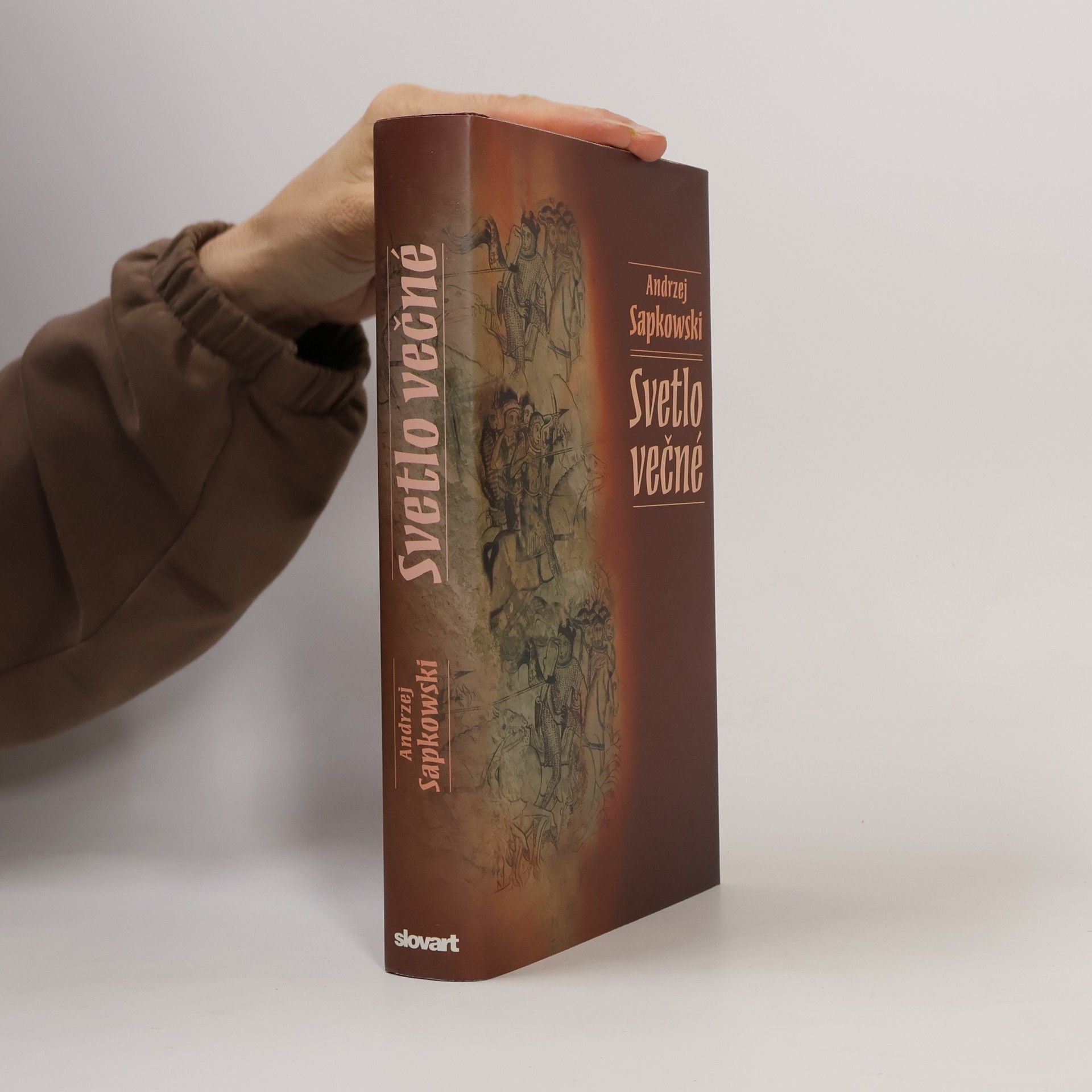 Andrzej Sapkowski Svetlo večné
