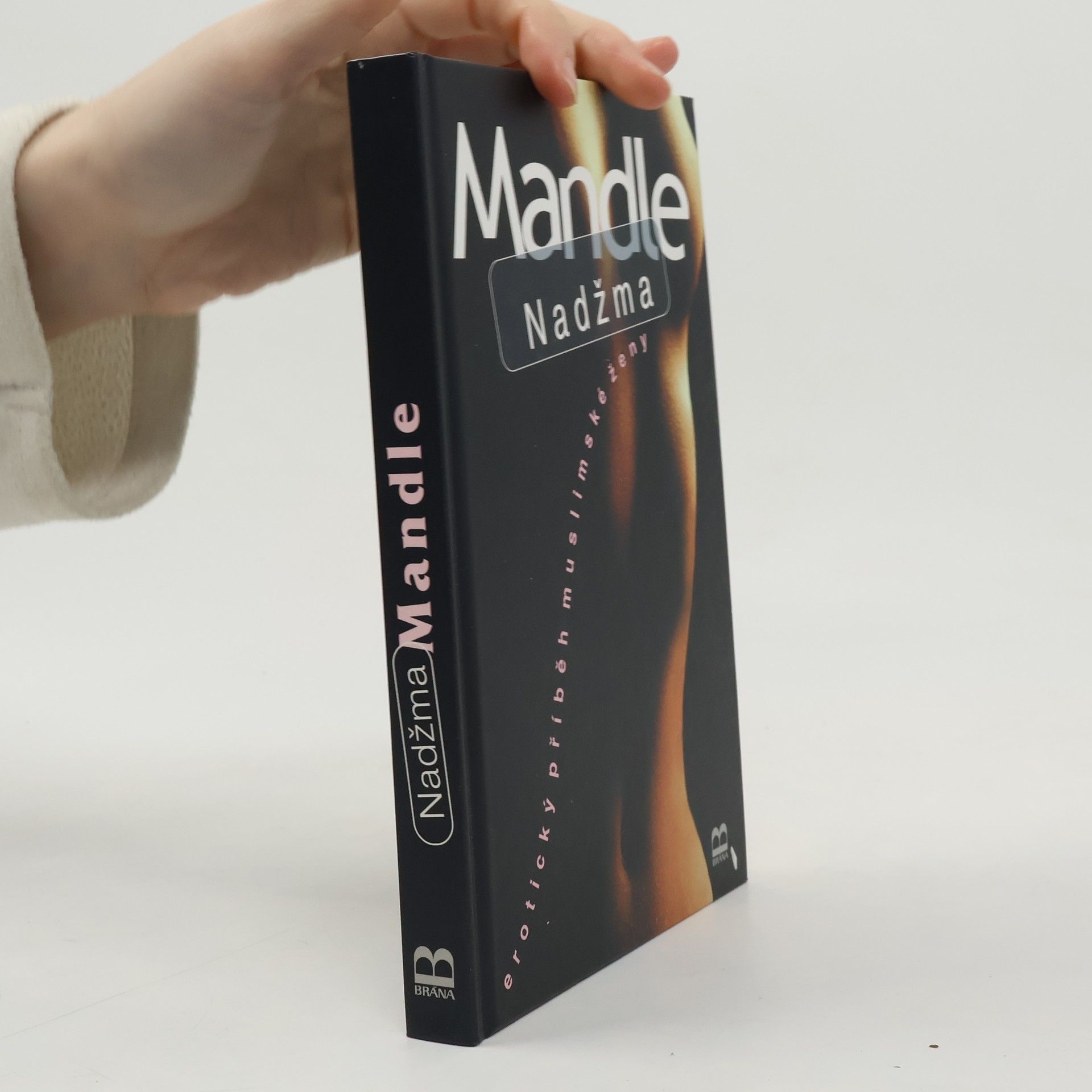 Nadžma Mandle: Erotický příběh muslimské ženy