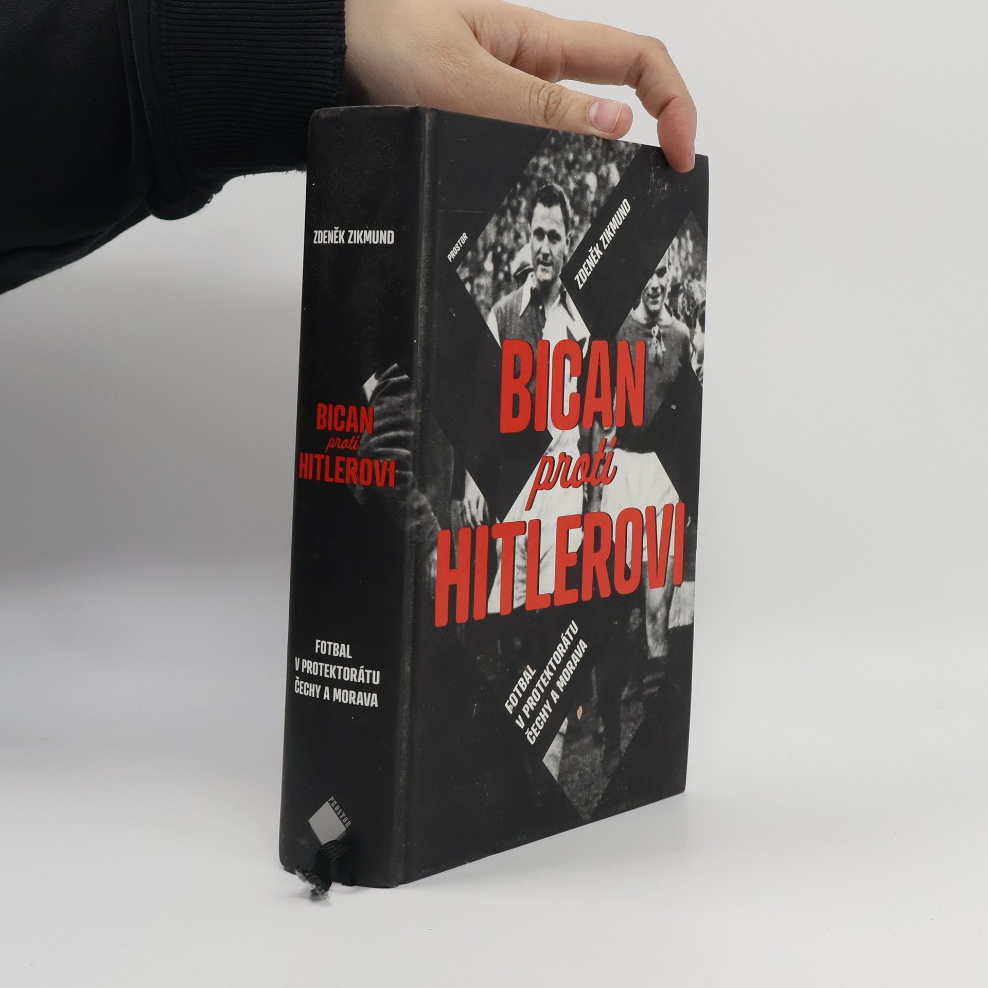 Zdeněk Zikmund Bican proti Hitlerovi. Fotbal v Protektorátu Čechy a Morava.