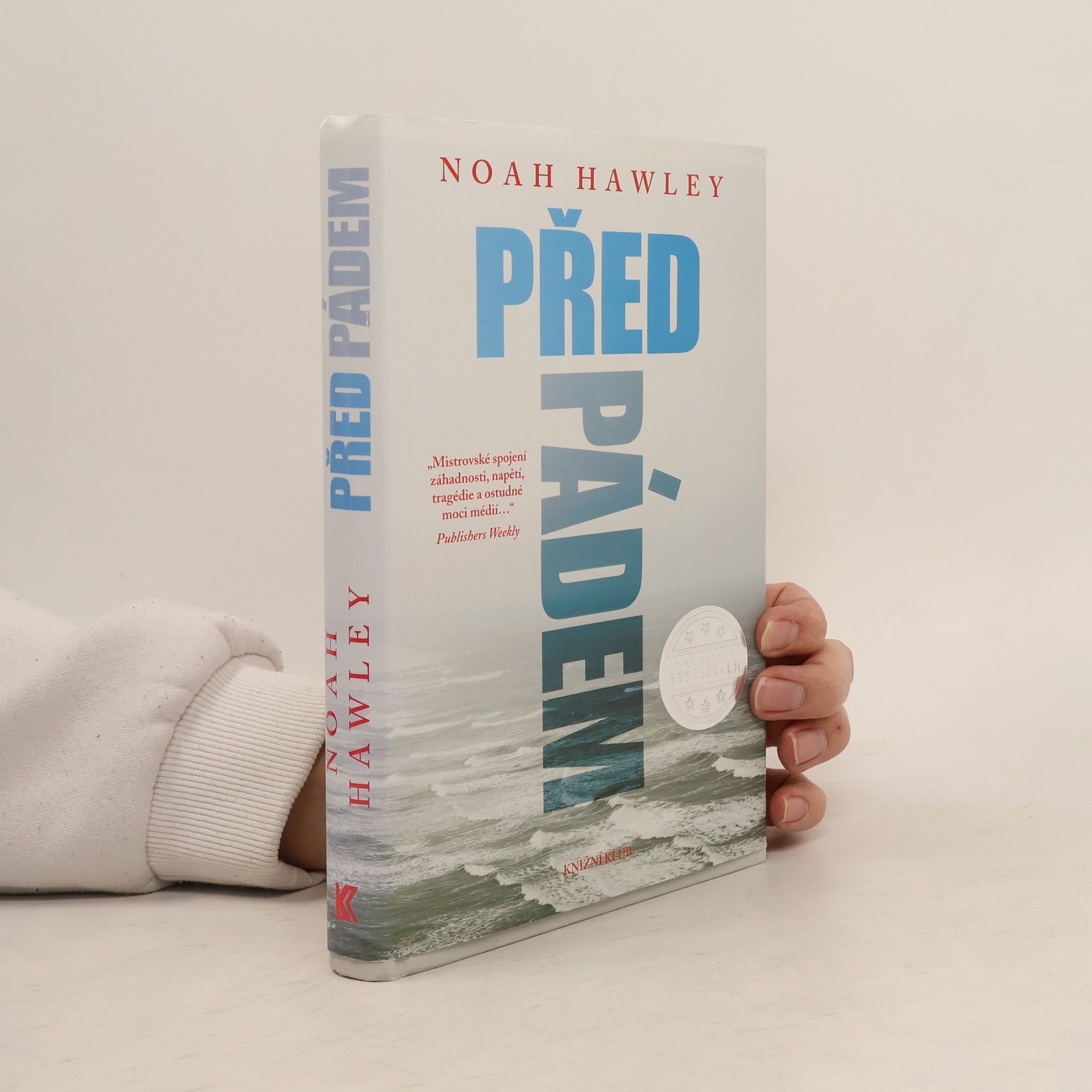 Noah Hawley Před pádem