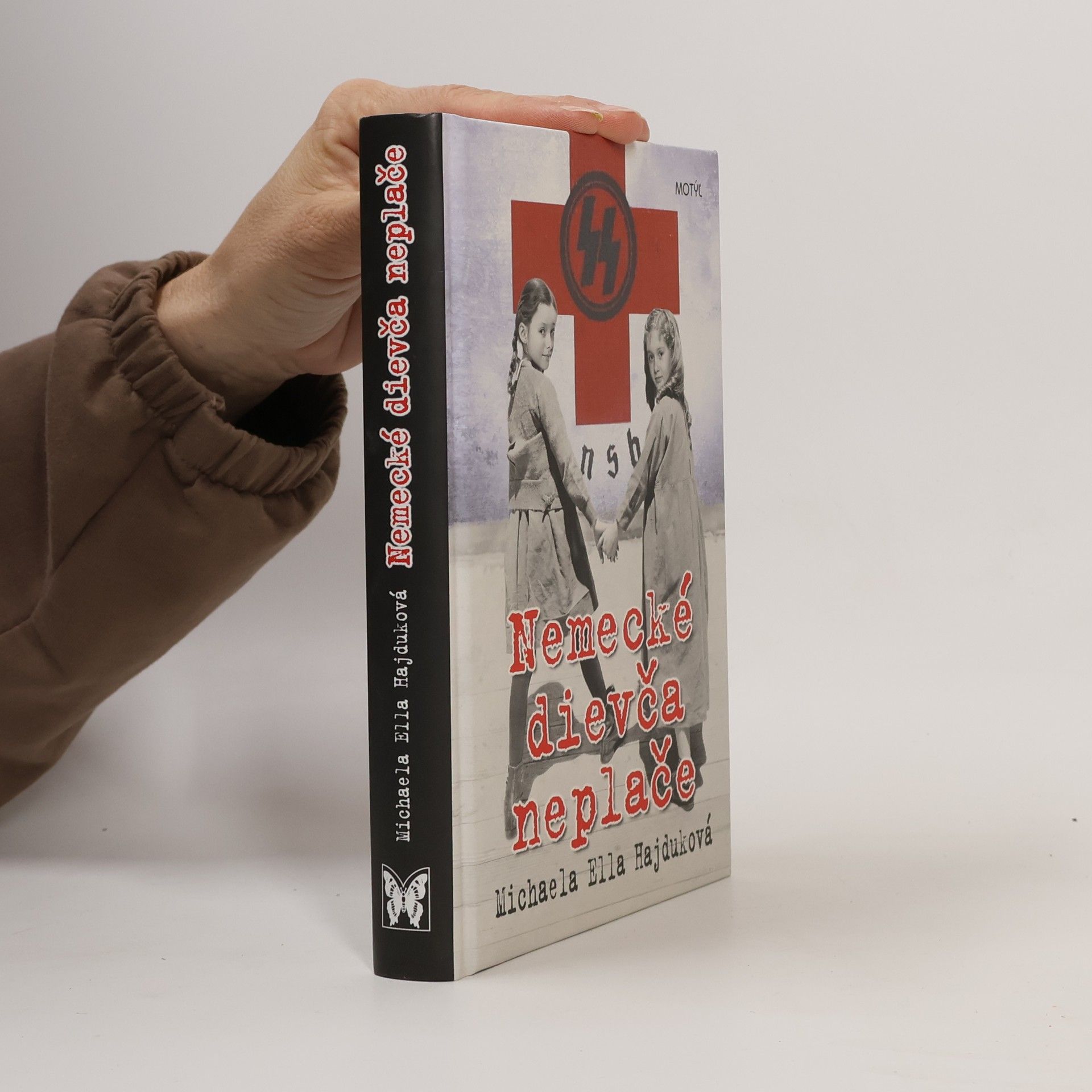 Michaela Ella Hajduková Nemecké dievča neplače