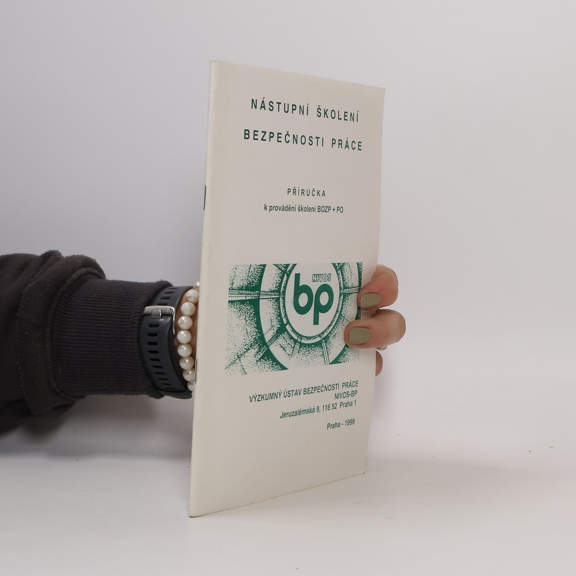 Autorenkollektiv Nástupní školení bezpečnosti práce