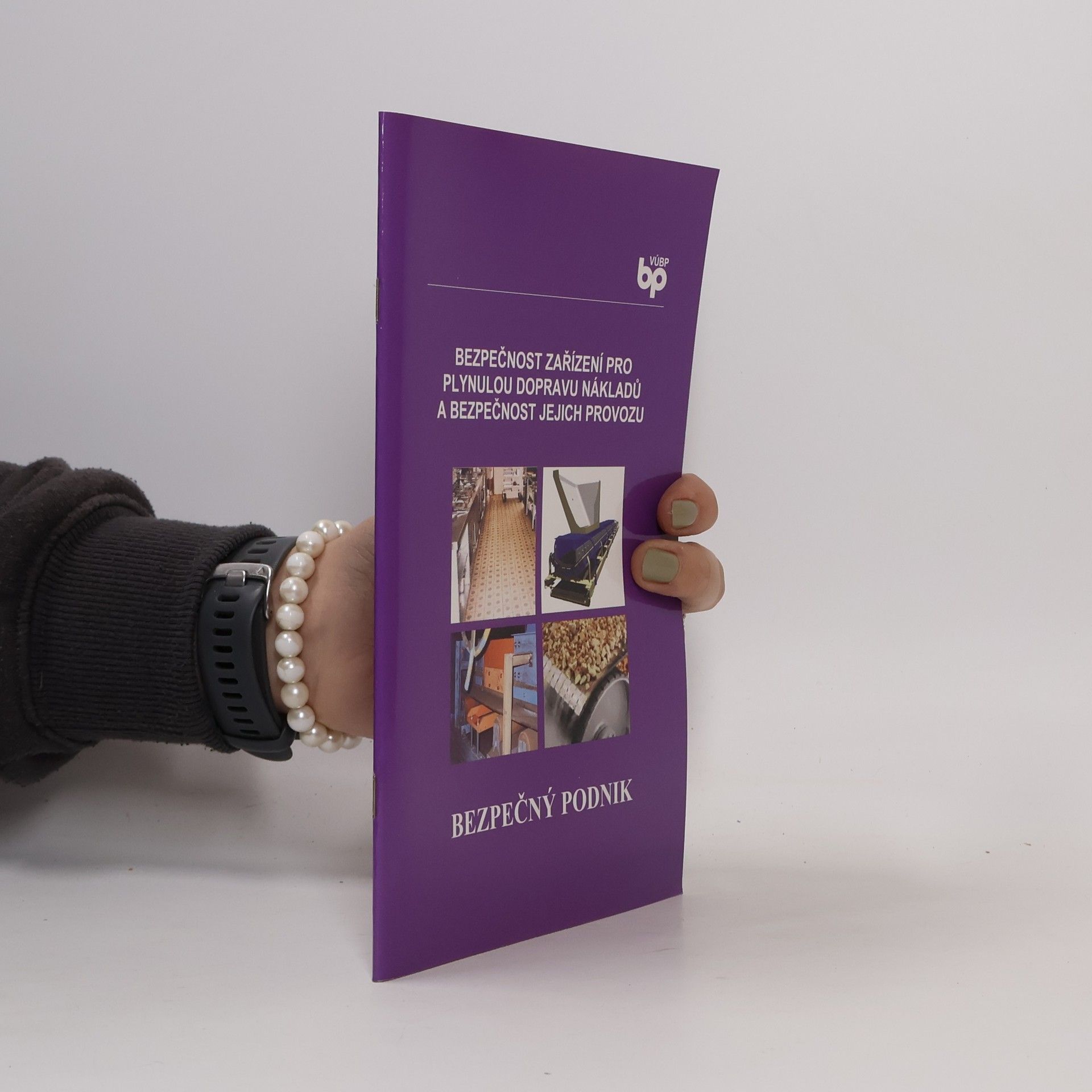 Bezpečnost zařízení pro plynulou dopravu nákladů a bezpečnost jejich provozu