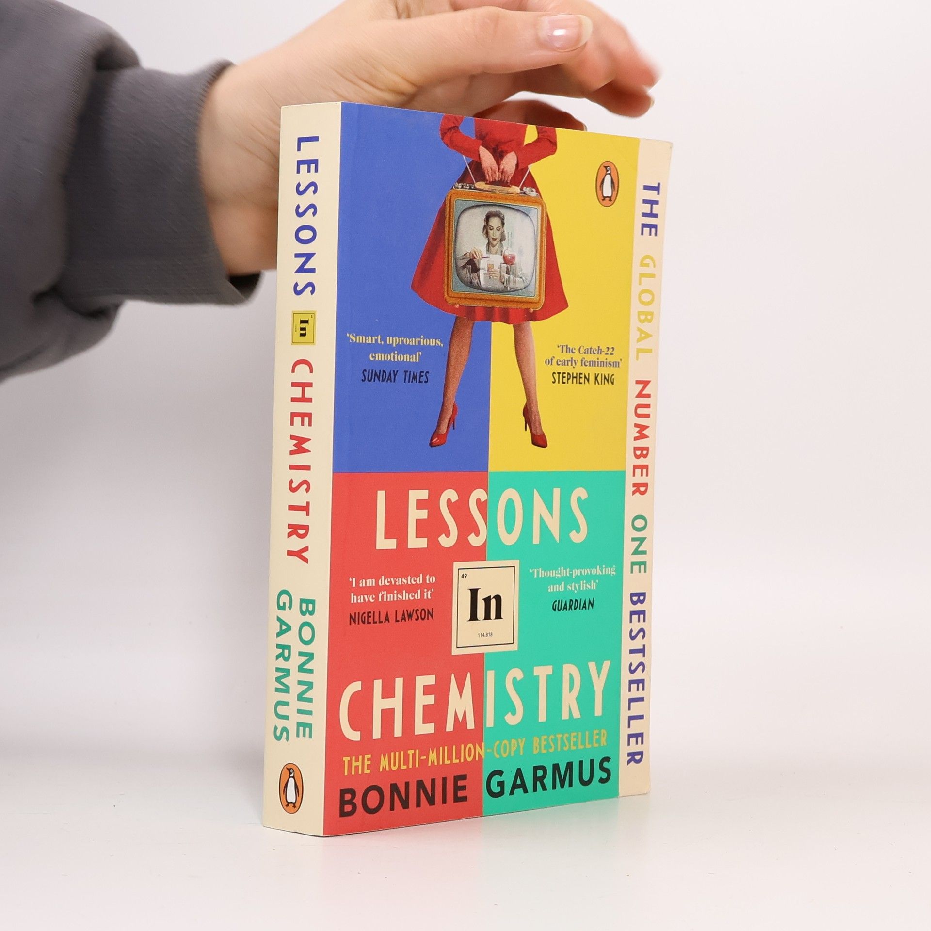 Bonnie Garmus Lessons In Chemistry