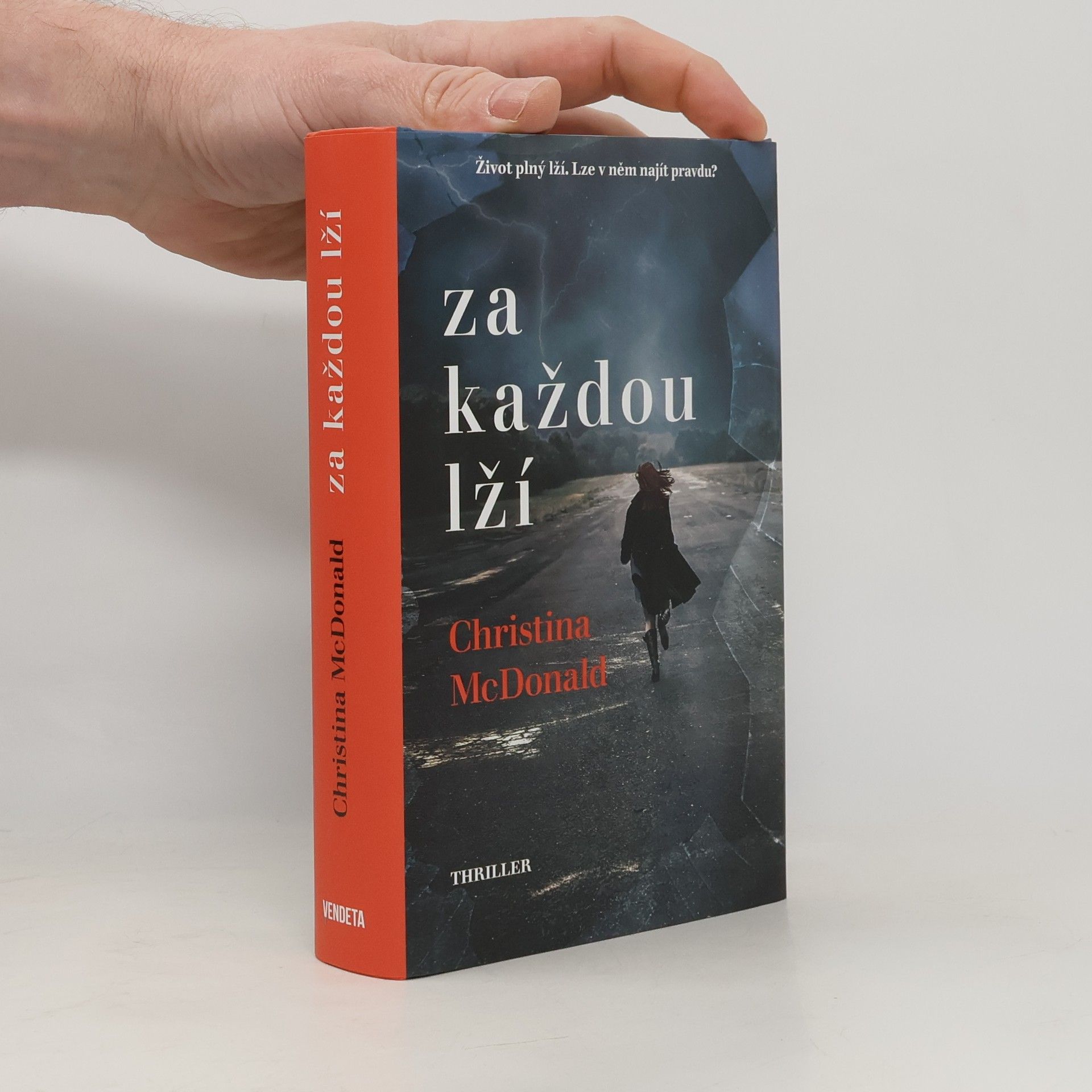 Christina McDonald Za každou lží