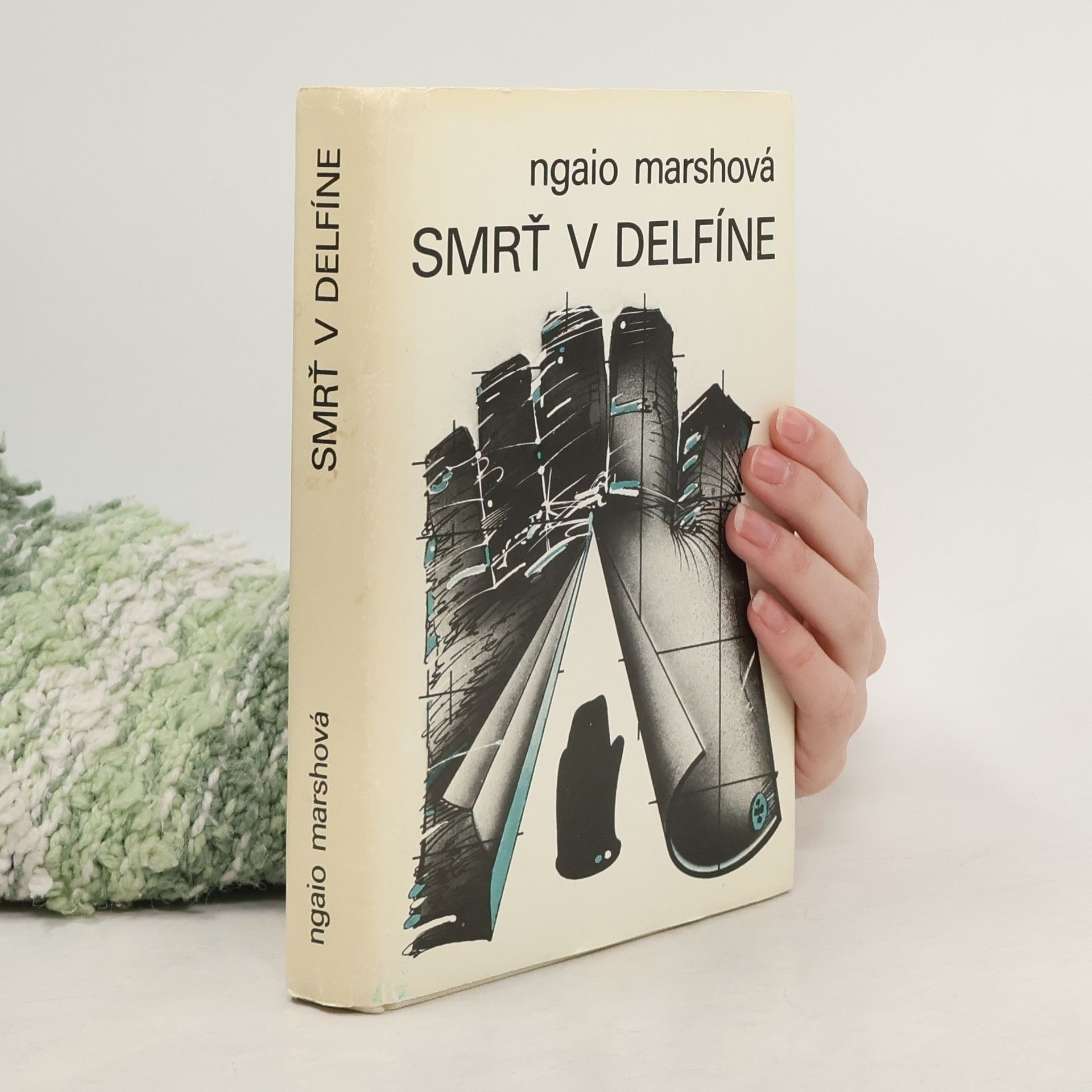 Ngaio Marsh Smrť v Delfíne