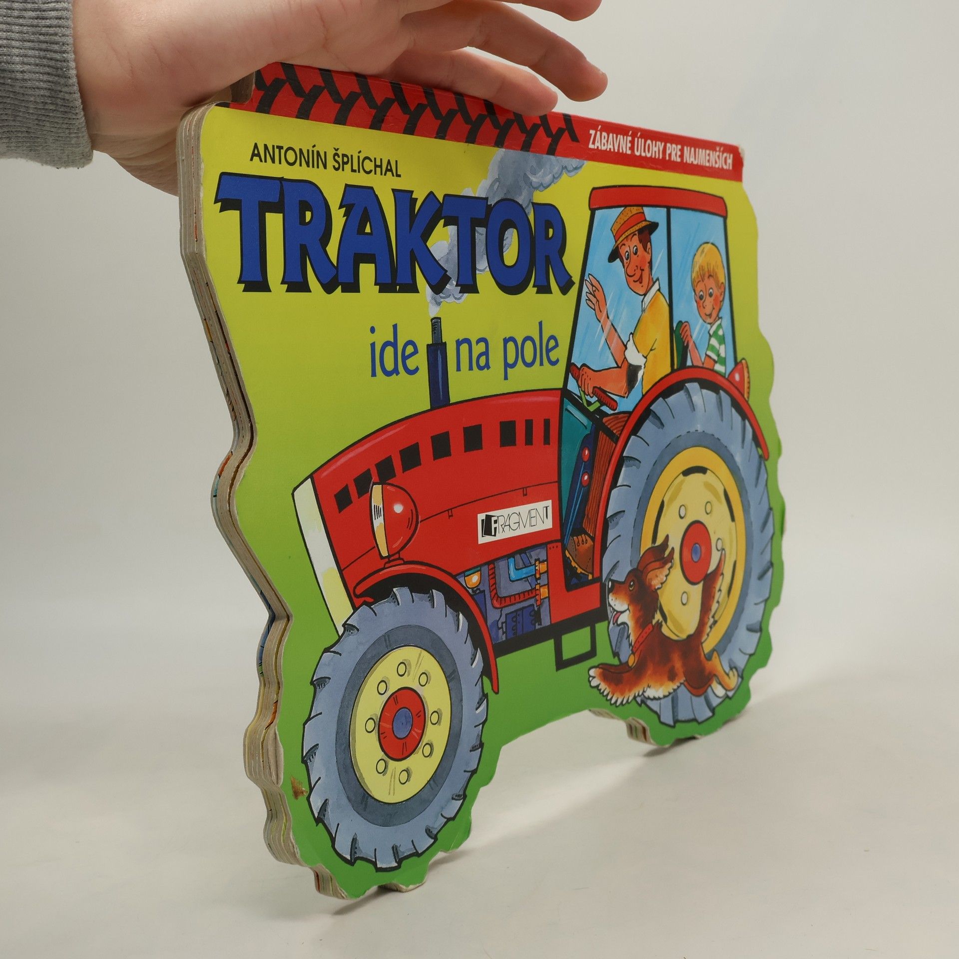Antonín Šplíchal Traktor ide na pole